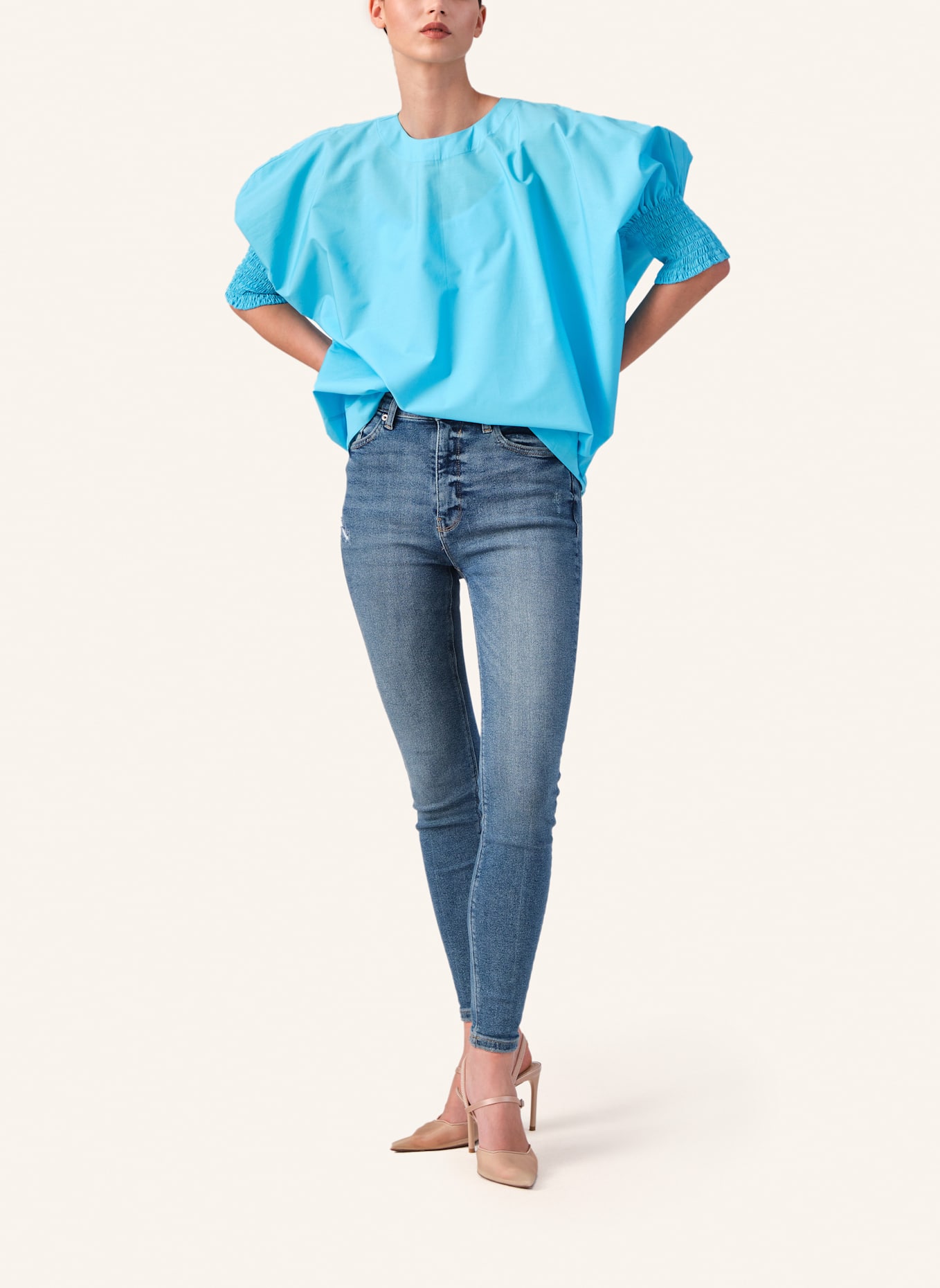Helene Galwas Bluse aus Baumwolle ILDIKO: TÜRKIS