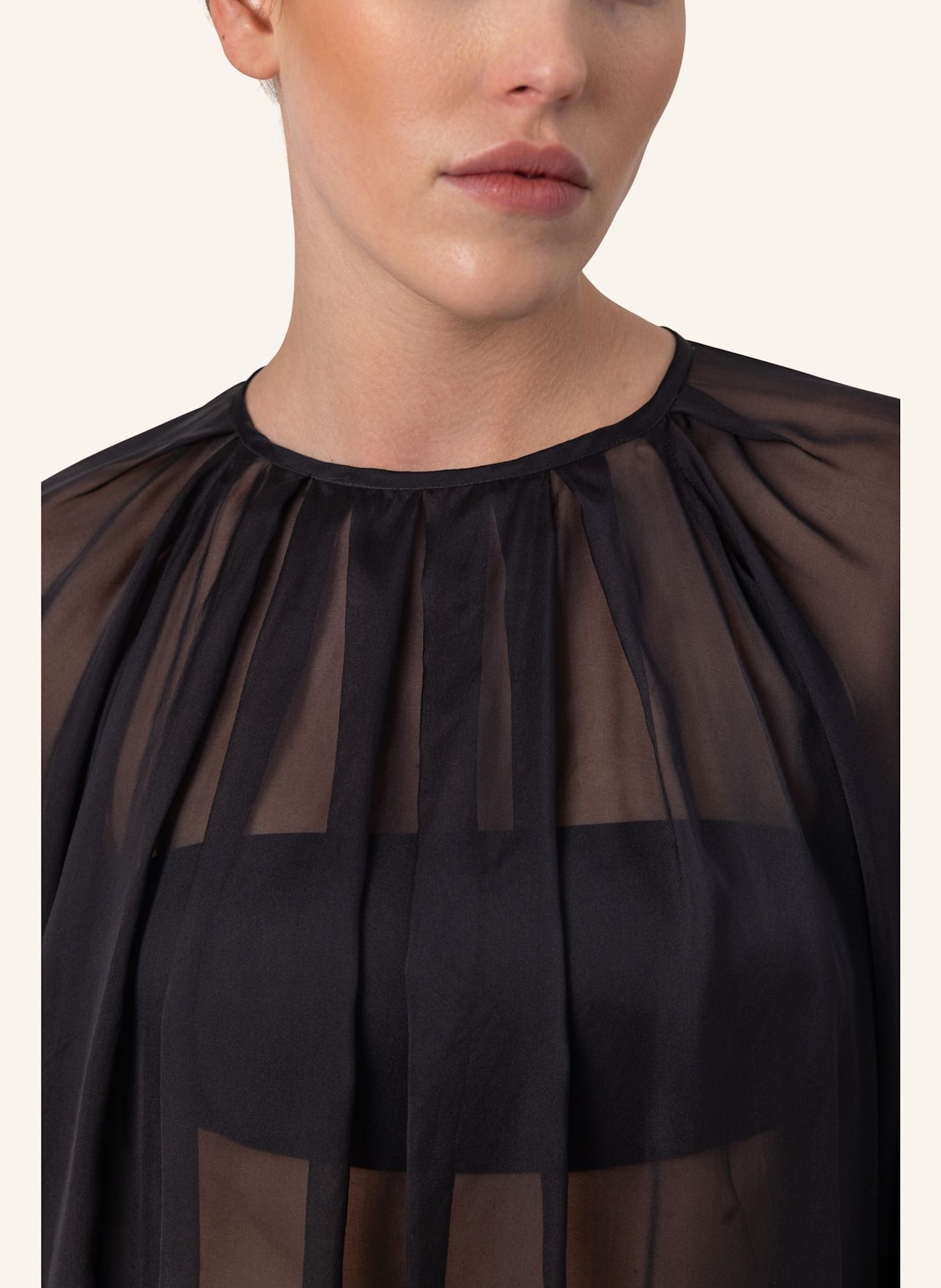 Helene Galwas Bluse aus Seide JASMIN: SCHWARZ