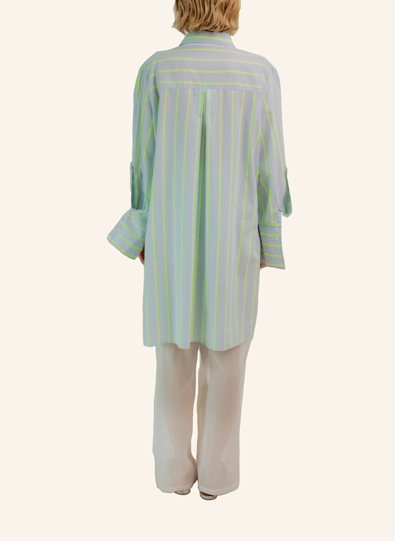 Helene Galwas Hemdkleid aus Baumwolle IRIS, Farbe: HELLBLAU (Bild 2)