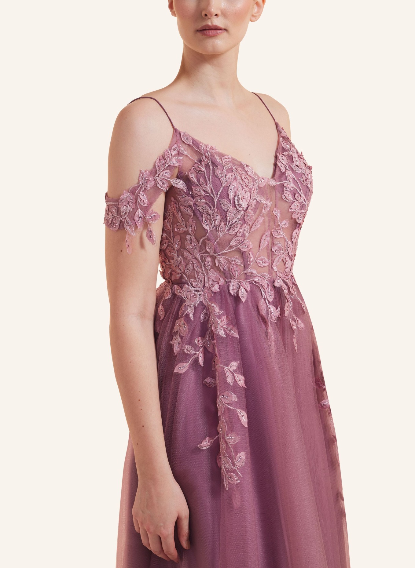 unique Abendkleid FALLING LEAVES DRESS, Farbe: ROSÉ (Bild 2)