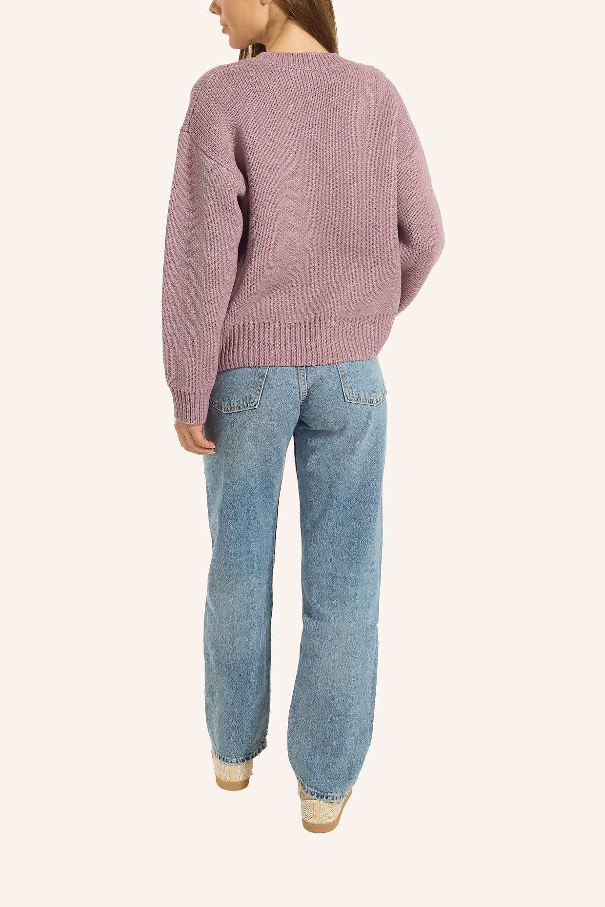 ADLYSH STRICKPULLOVER MIT APRÉS SCHRIFTZUG: LILA