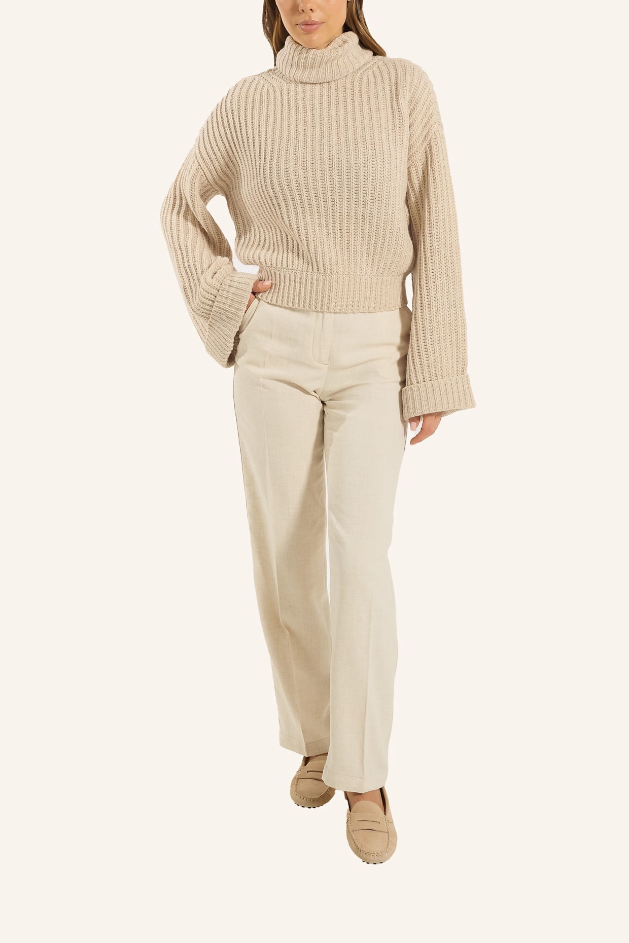 ADLYSH CROP PULLOVER MIT WOLLE: BEIGE