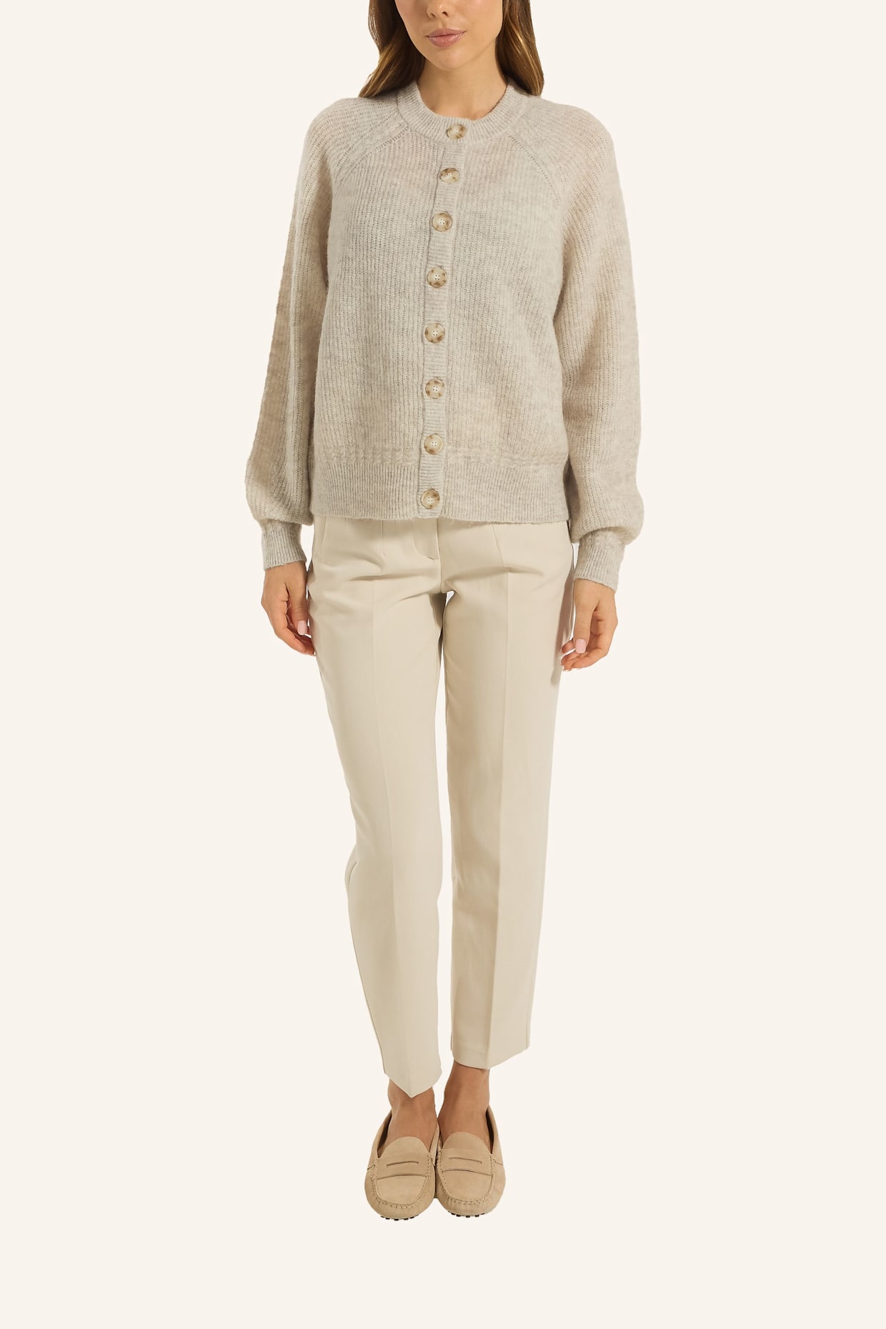 ADLYSH FEINSTRICK CARDIGAN MIT MOHAIR: GRAU