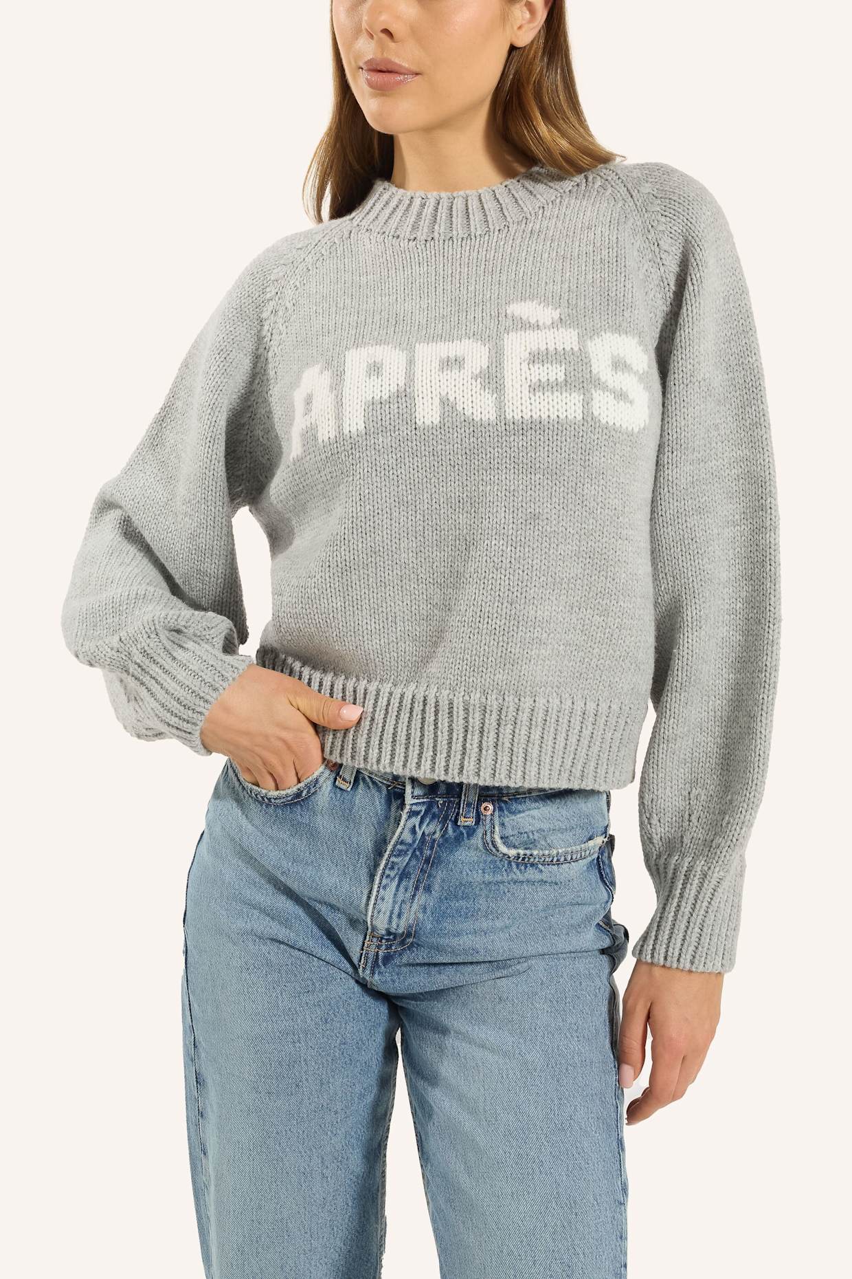 ADLYSH PULLOVER RUNDHALS MIT APRÉS DETAIL: GRAU