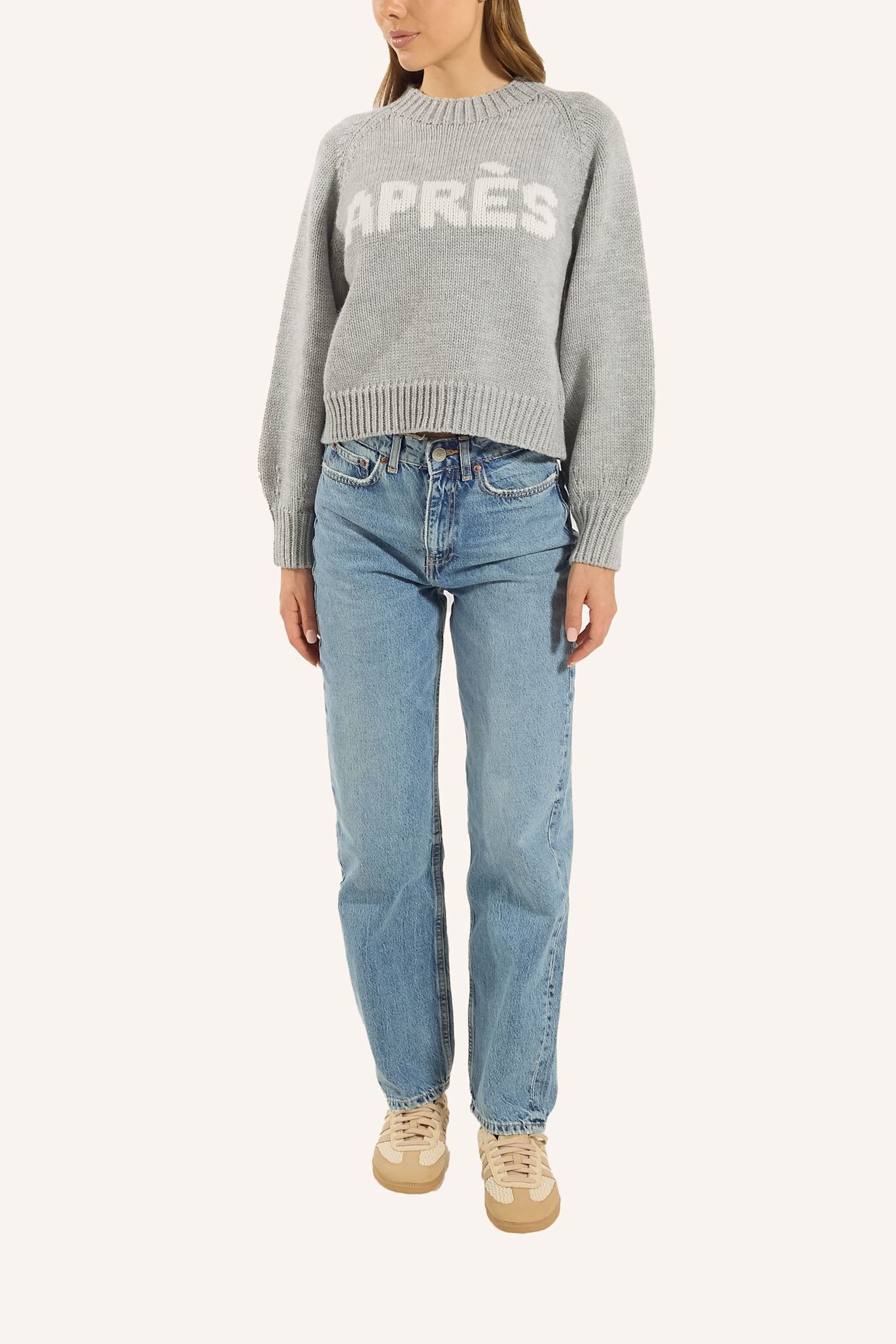 ADLYSH PULLOVER RUNDHALS MIT APRÉS DETAIL: GRAU
