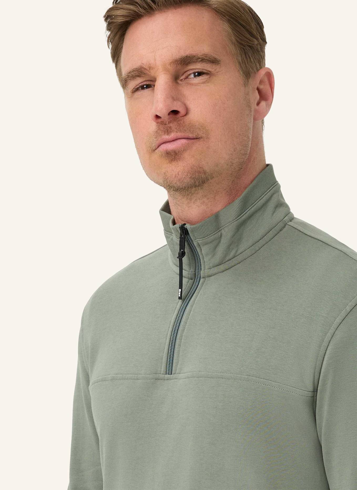 BRAX Sweatshirt STYLE SION: DUNKELGRÜN