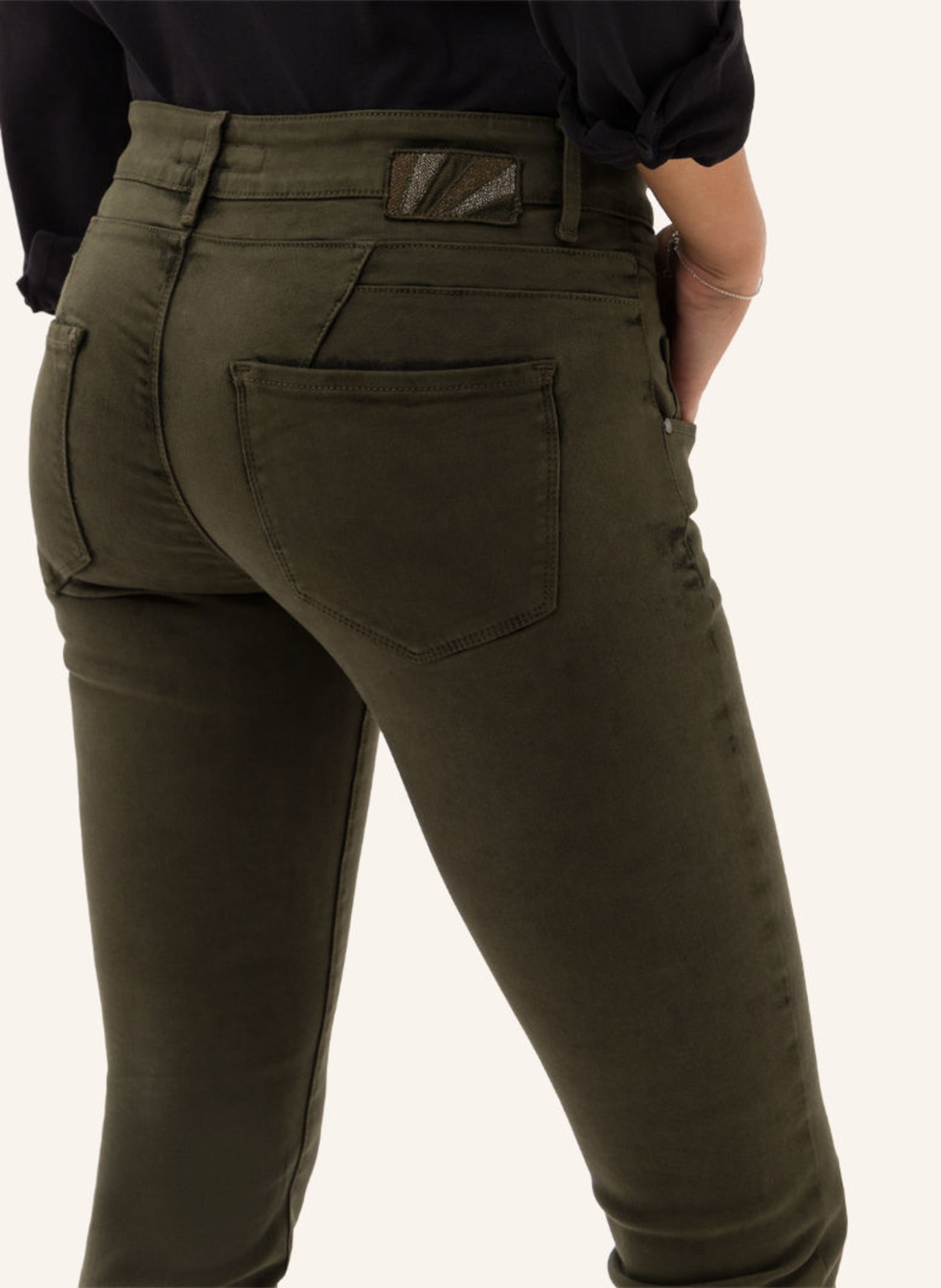 ANA Jeans in dunkelgrün STYLE BRAX