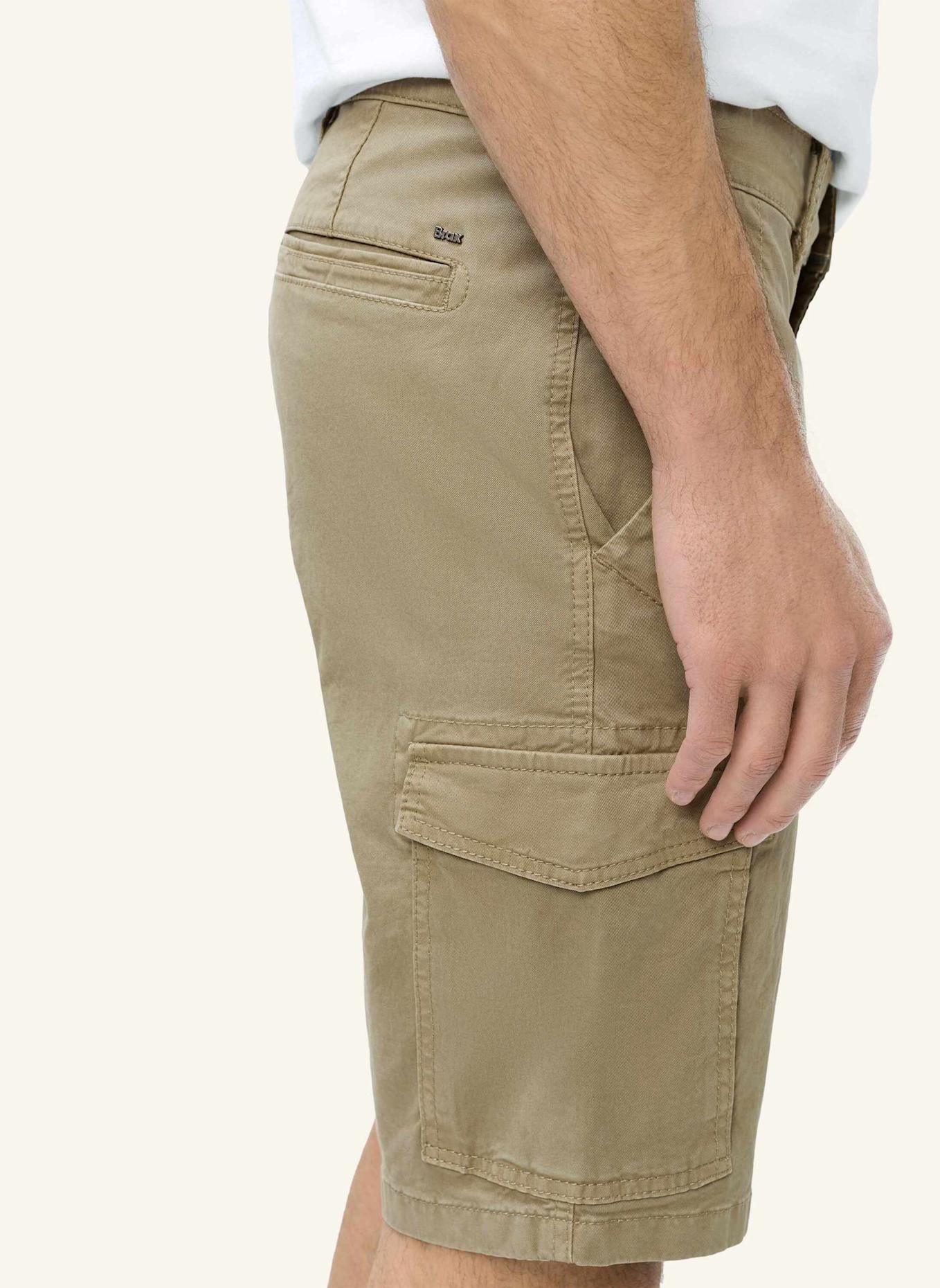 BRAX Shorts STYLE BRAZIL: DUNKELGRÜN