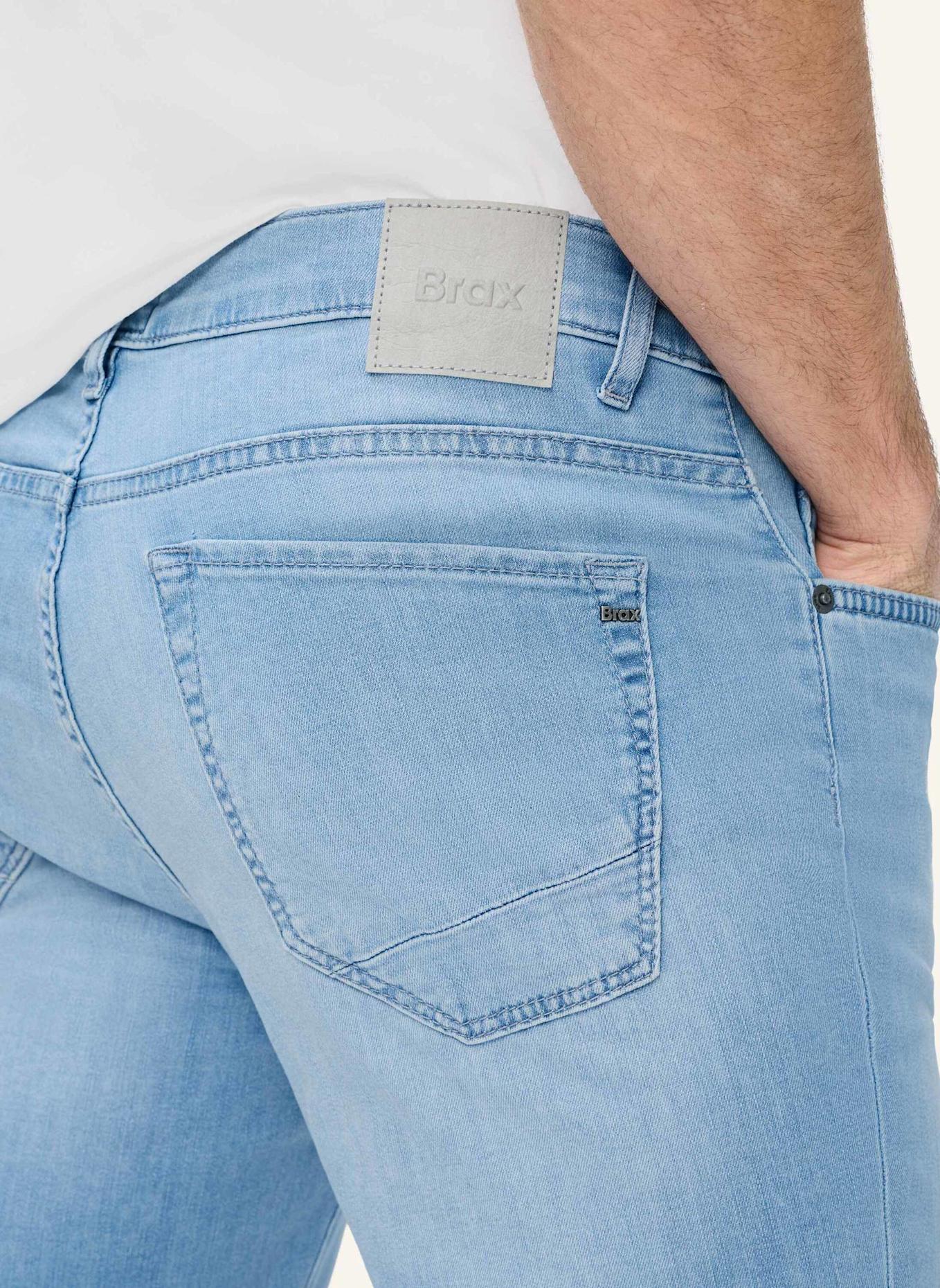 BRAX Jeans STYLE CHUCK: DENIM HELLBLAU