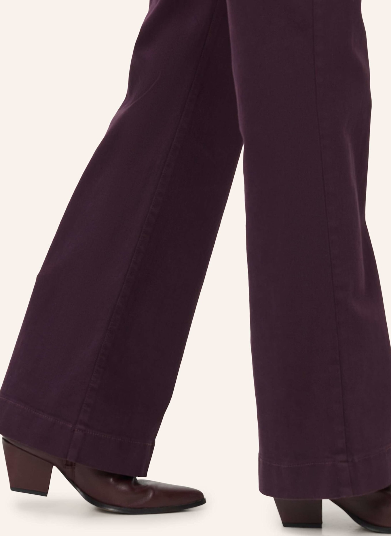 BRAX Hose STYLE MAINE: DUNKELLILA