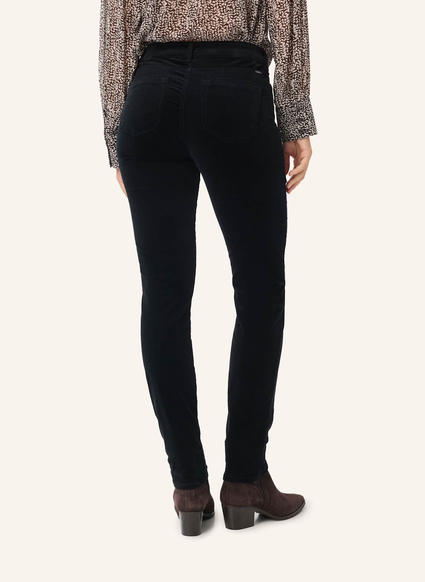 BRAX Röhrenjeans STYLE SHAKIRA: SCHWARZ