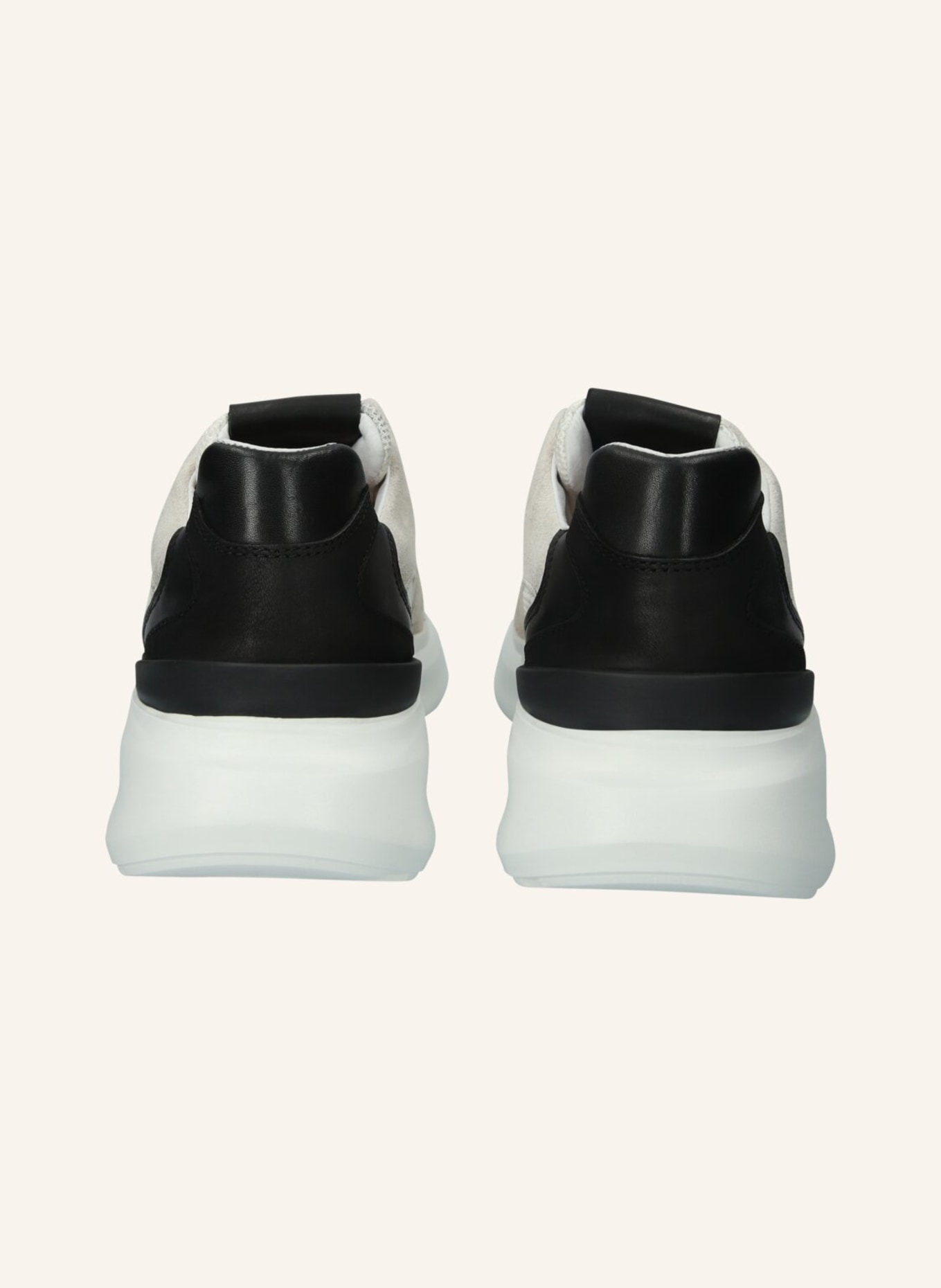 BLACKSTONE Sneaker: WEISS