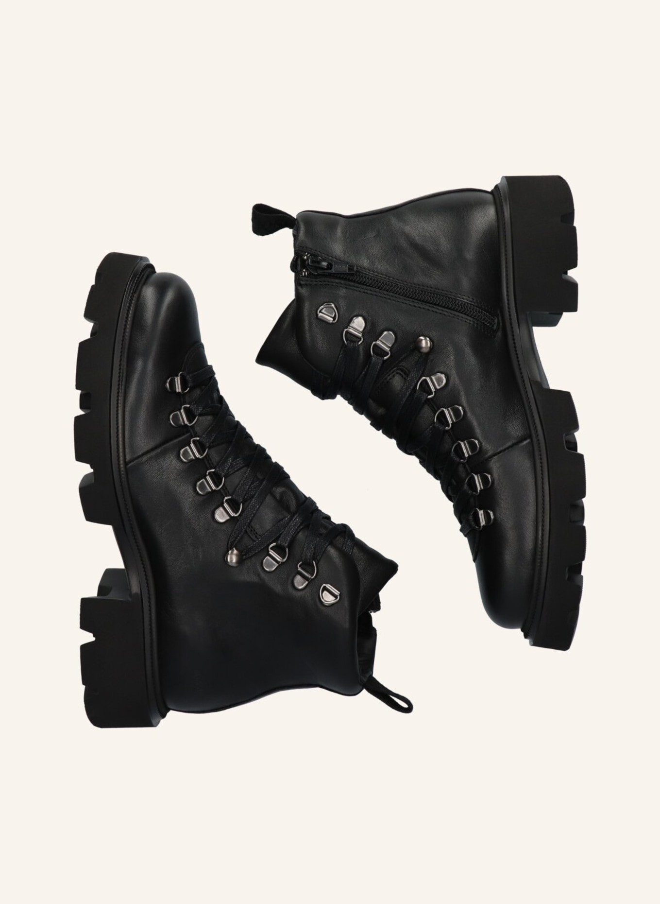 BLACKSTONE Lace-ups: SCHWARZ