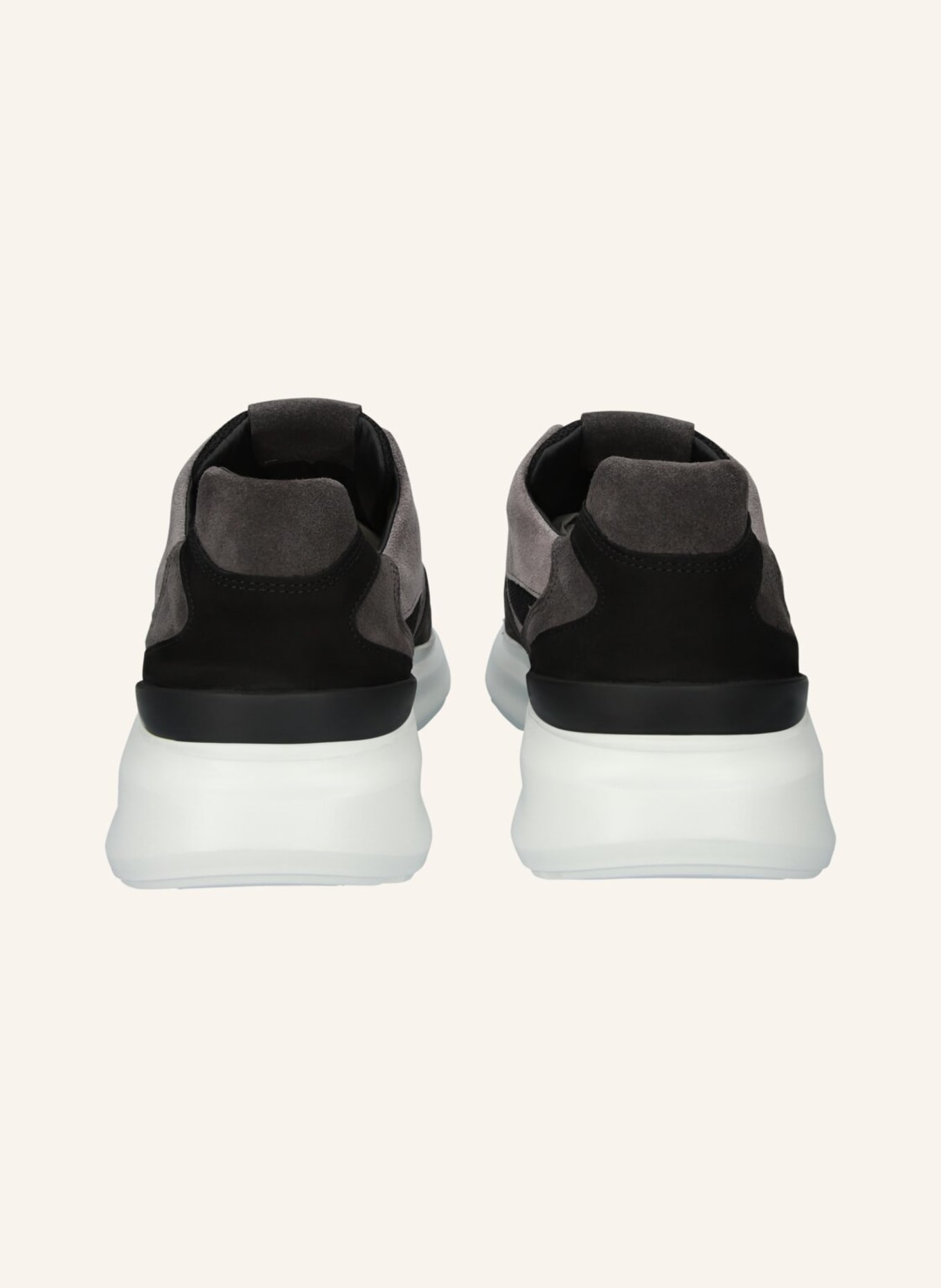 BLACKSTONE Sneaker: GRAU
