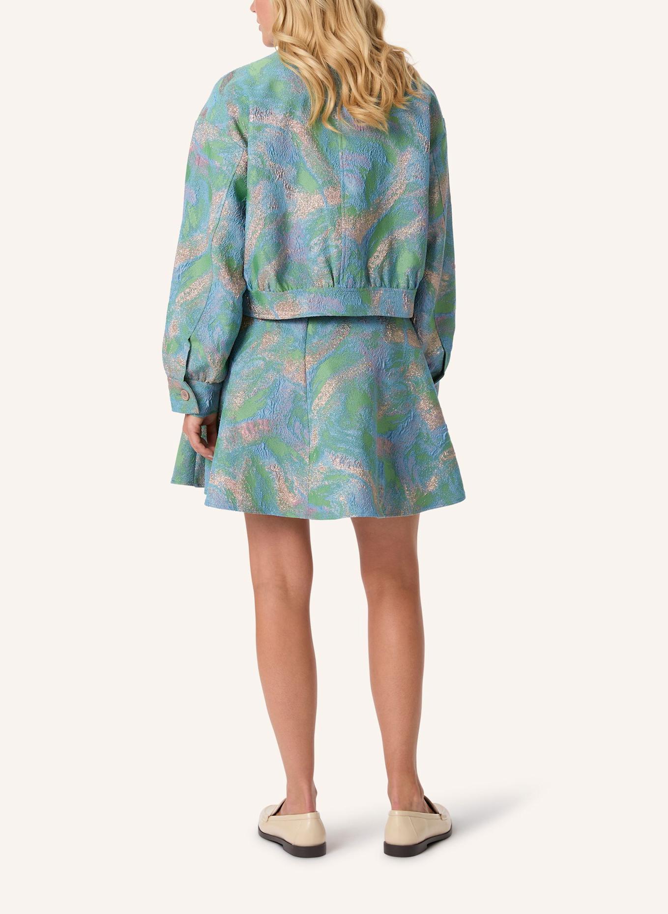 Malej Jacke: HELLBLAU/ CAMEL