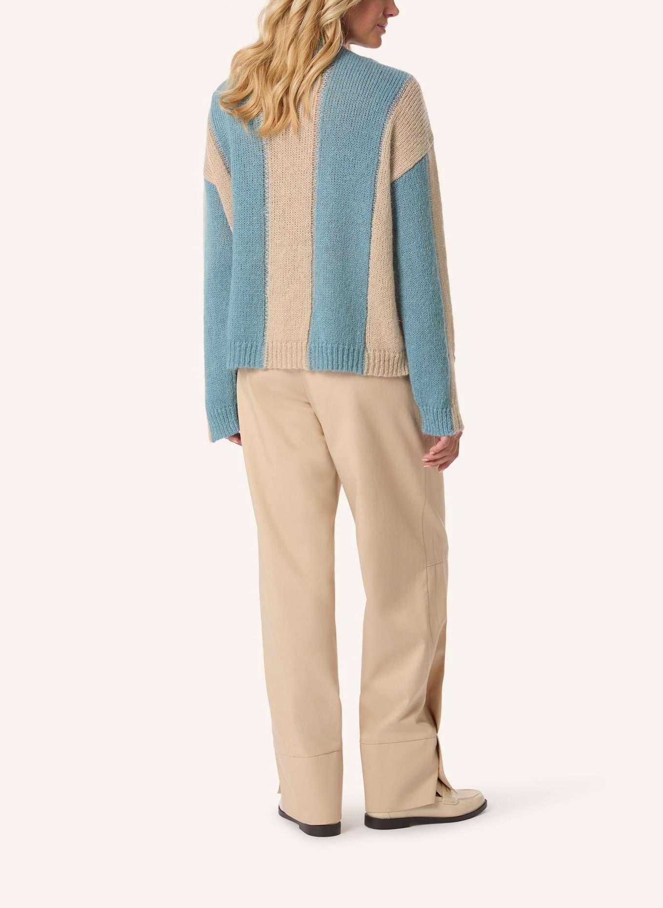 Malej Pullover: HELLBLAU