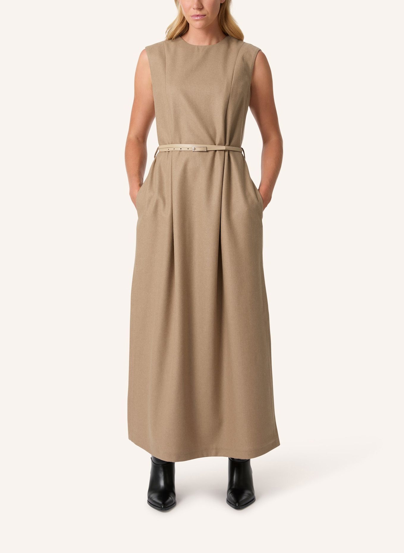 Malej Kleid: CAMEL