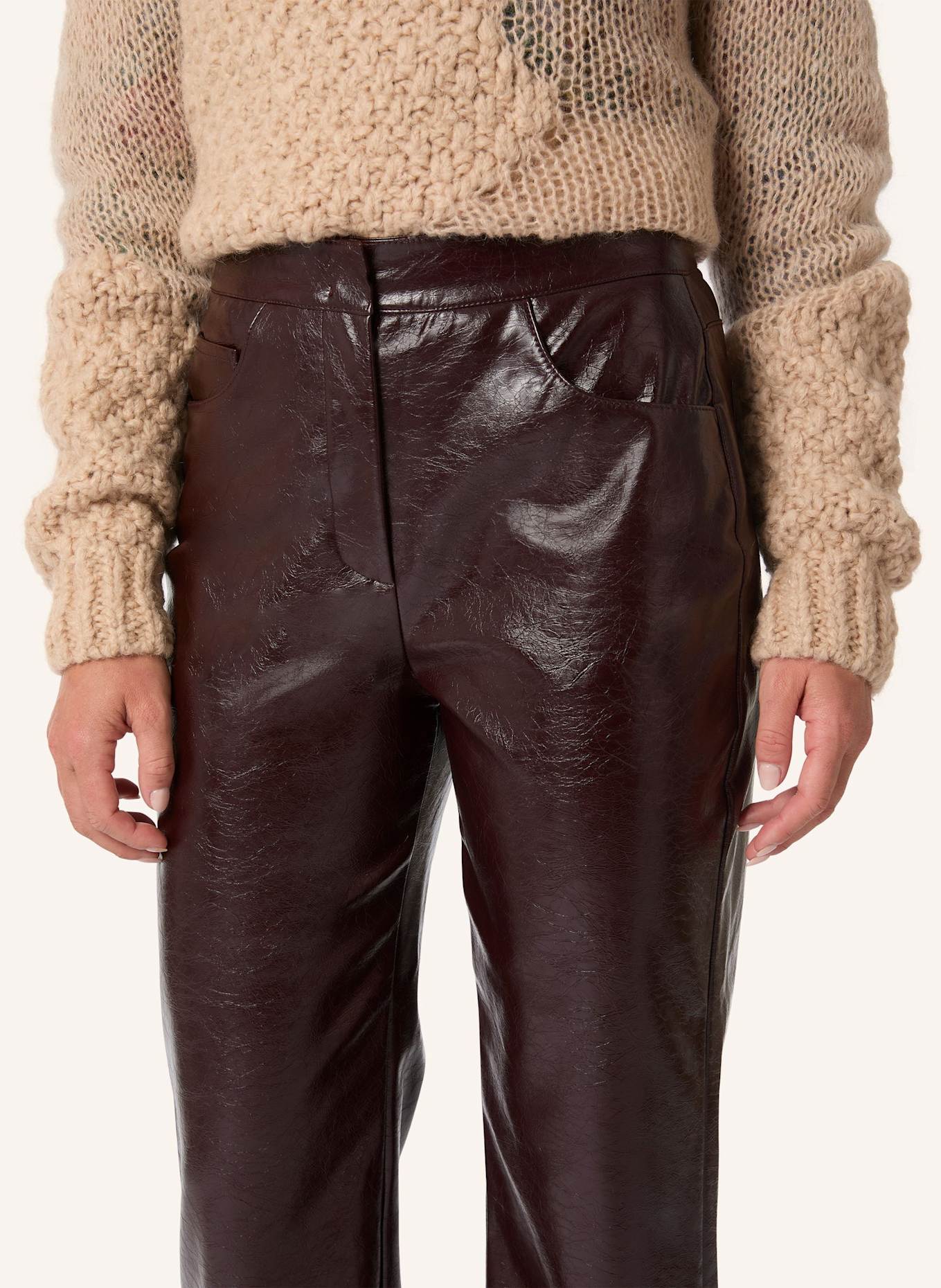 Malej Hose: DUNKELROT