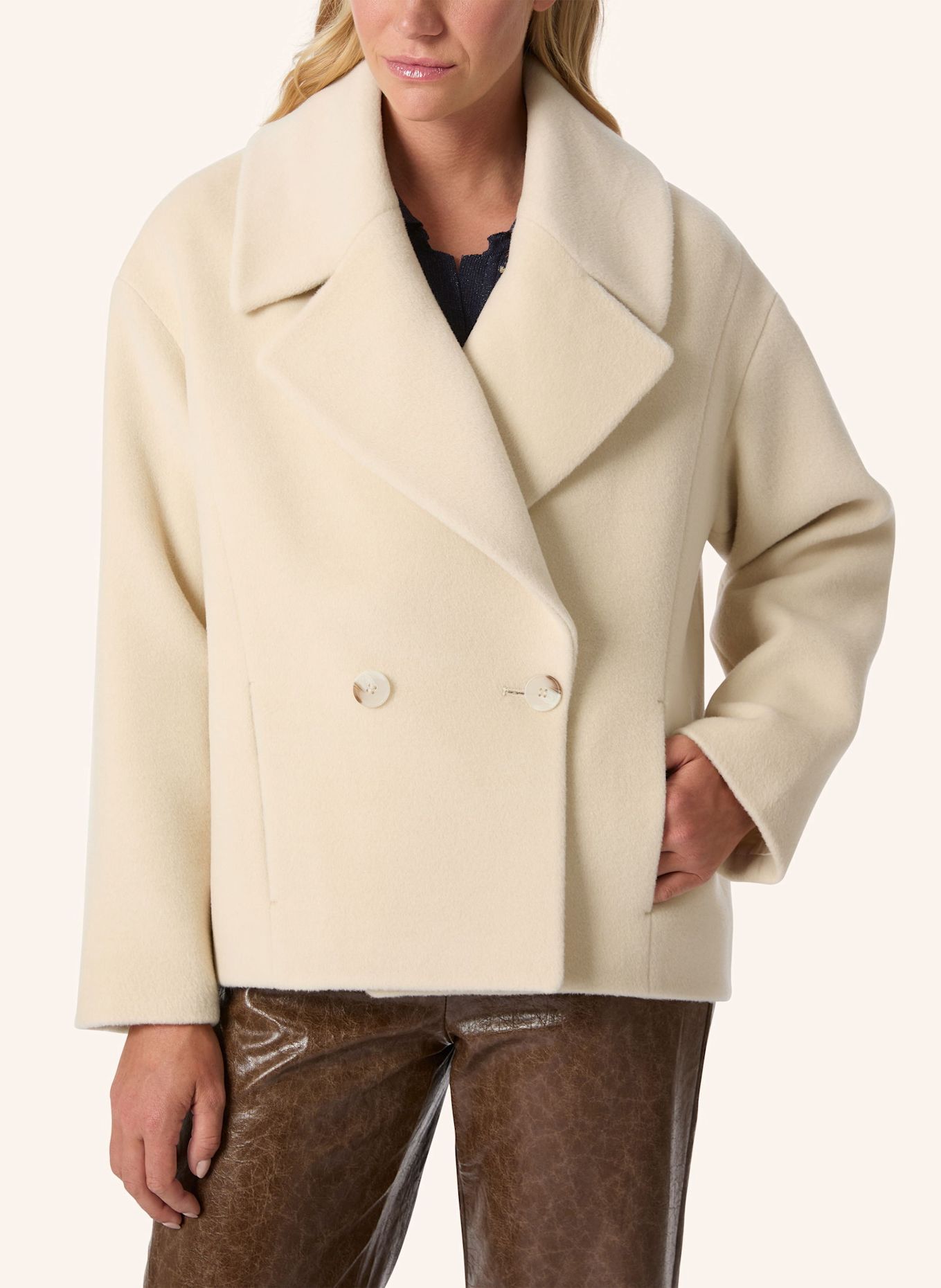 Malej Jacke: BEIGE