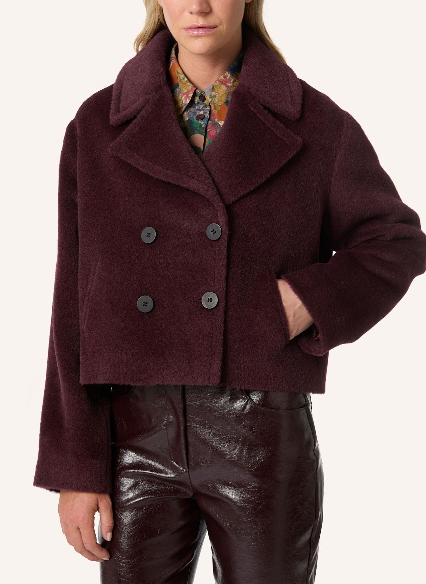 Malej Jacke: DUNKELROT