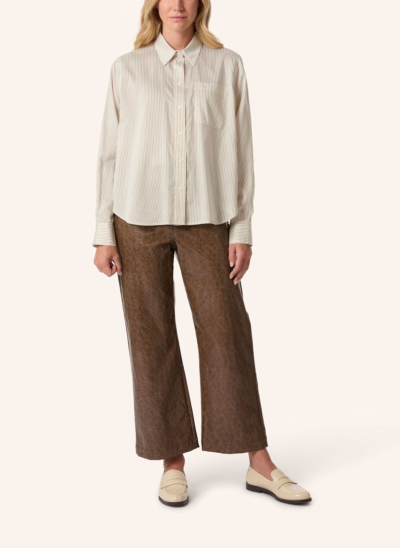 Malej Bluse: CREME/ BRAUN