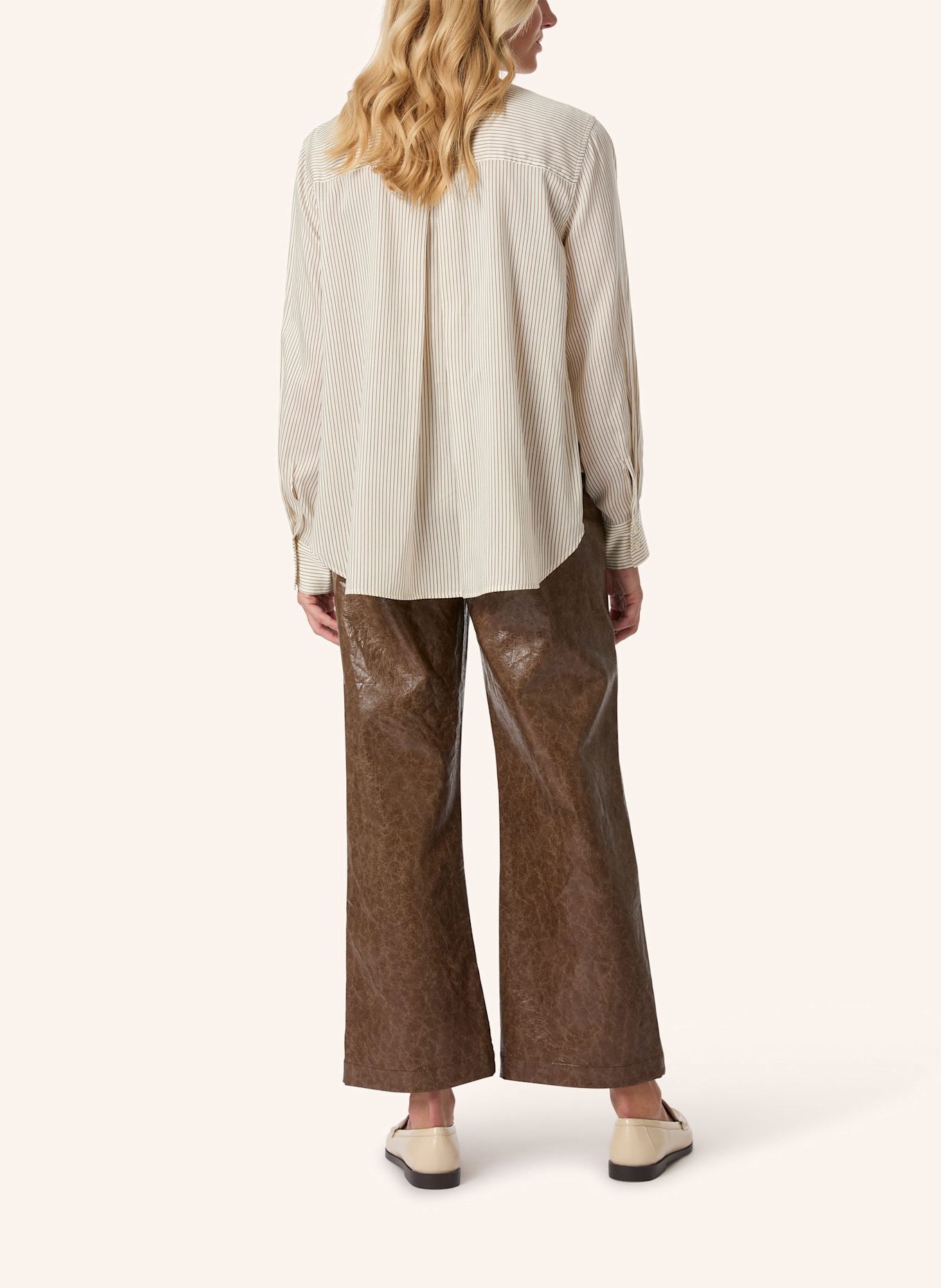 Malej Bluse: CREME/ BRAUN