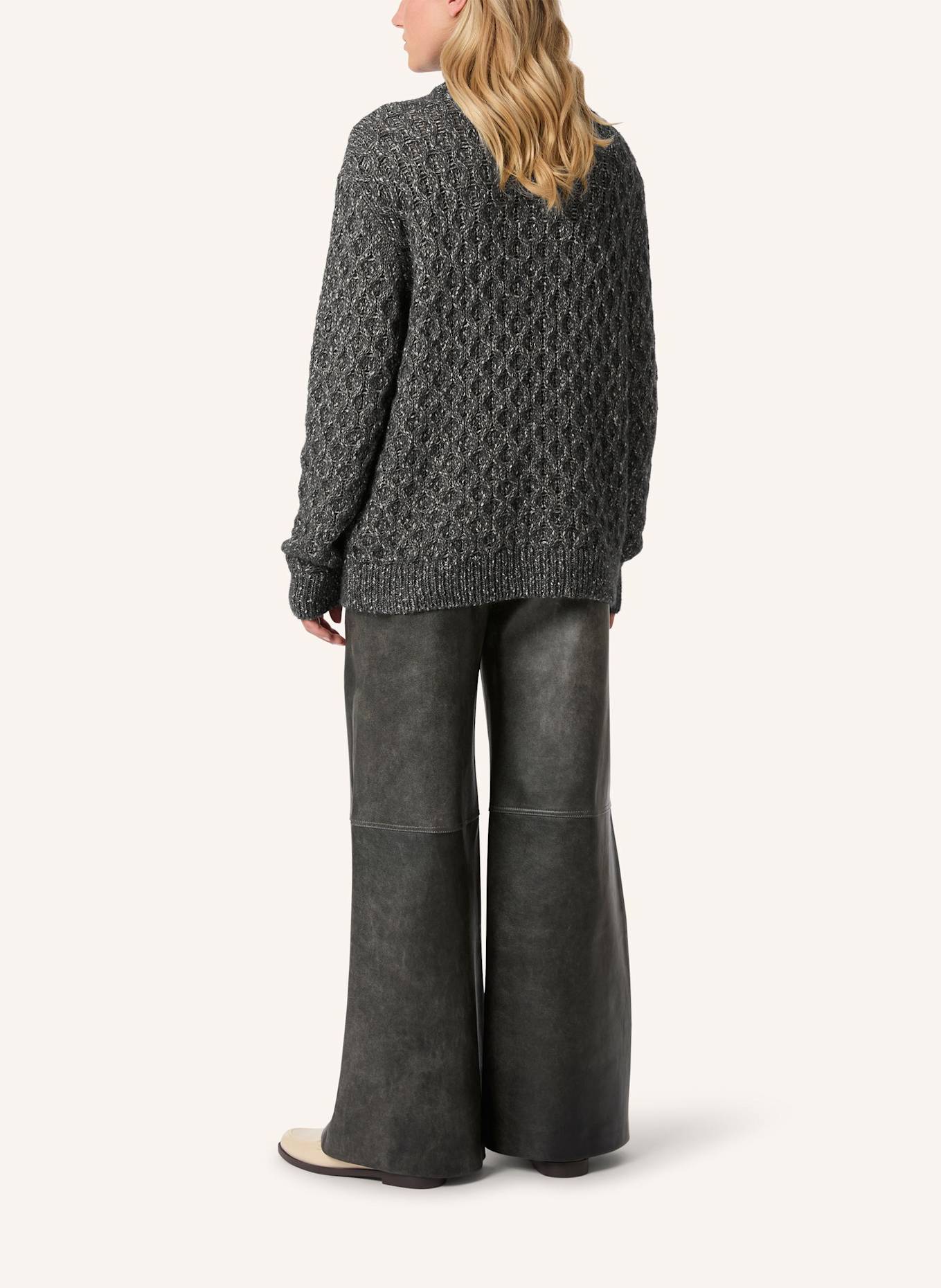 Malej Pullover: GRAU