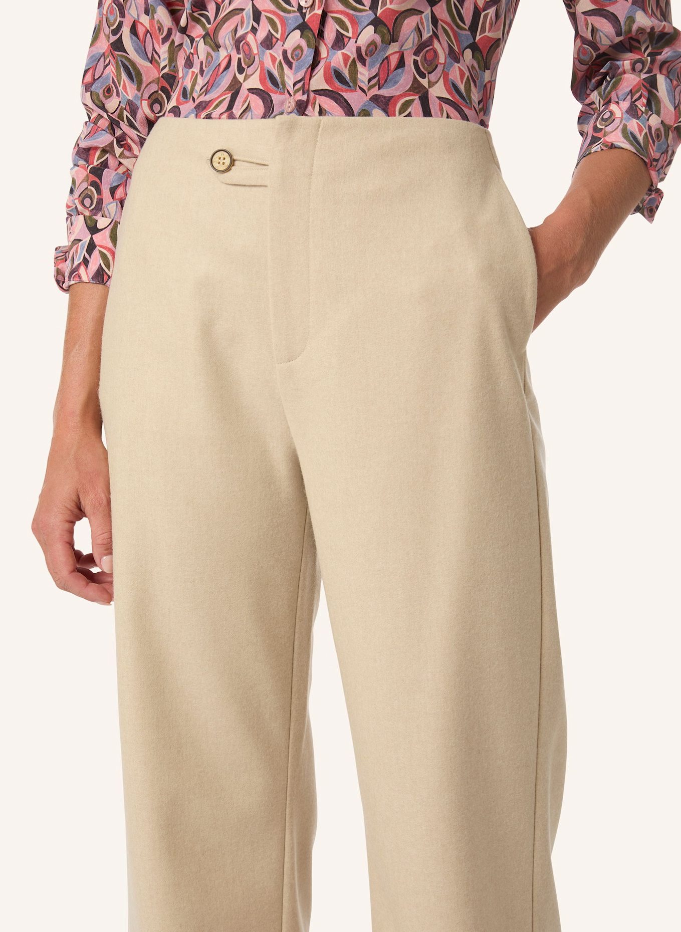 Malej Hose: BEIGE/ BRAUN