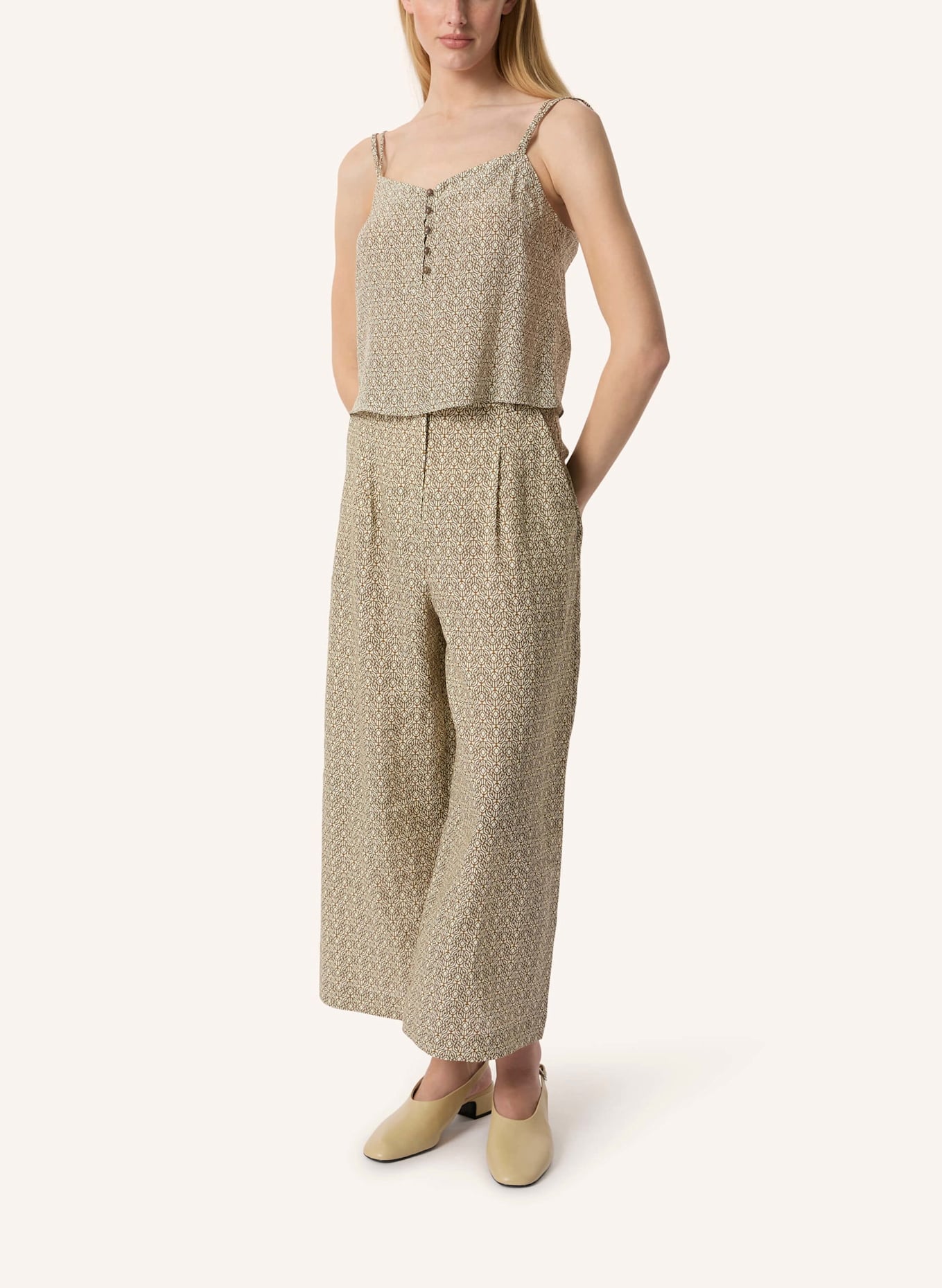 Malej Seidentop FOLIGNO: BEIGE