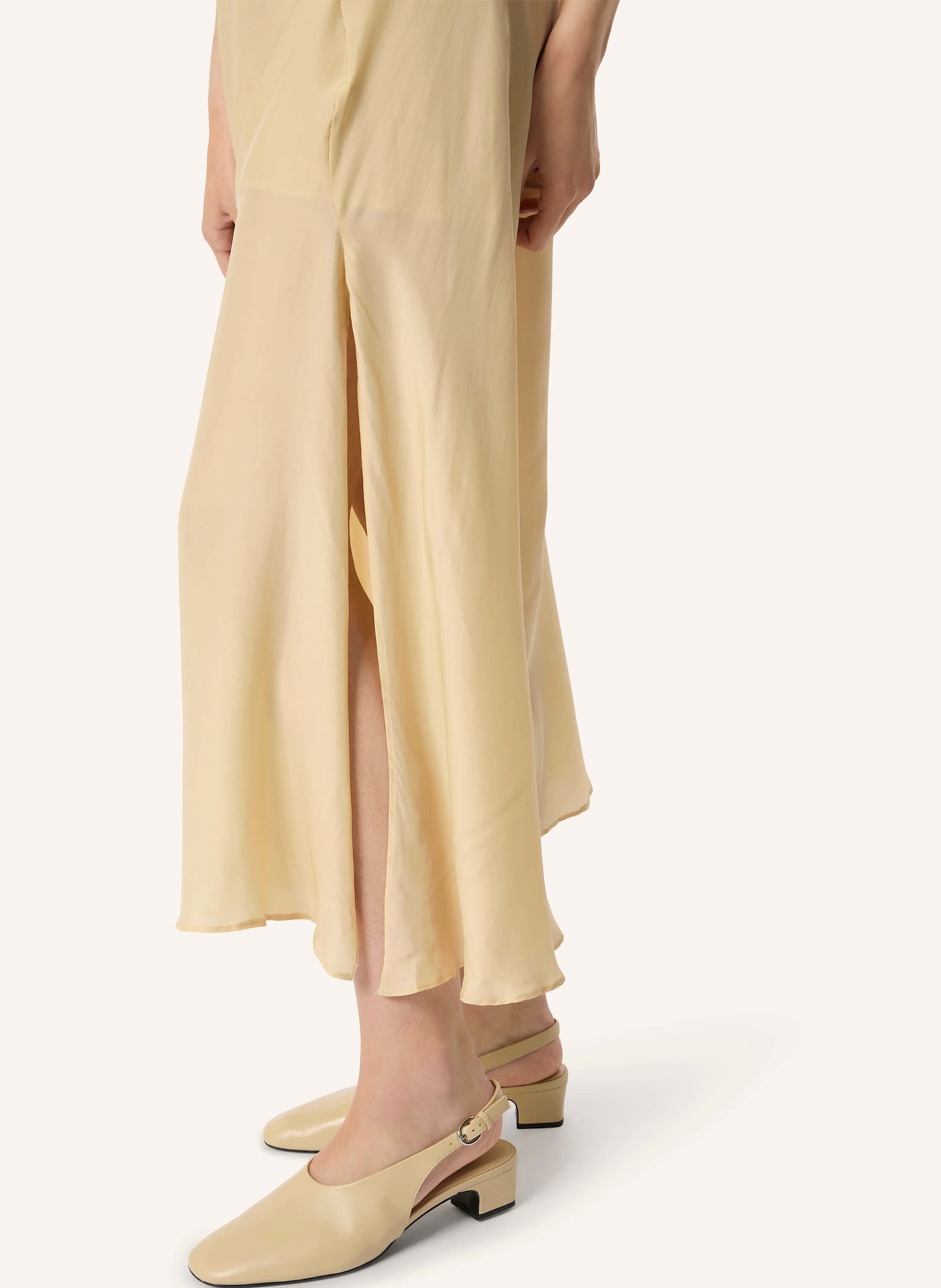 Malej Kleid HYELE: HELLGELB