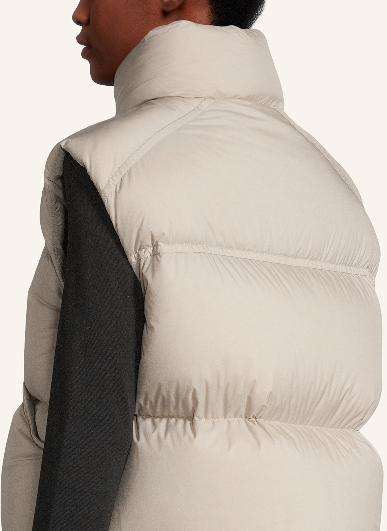 MOOSE KNUCKLES Daunenweste AKAI: CREME