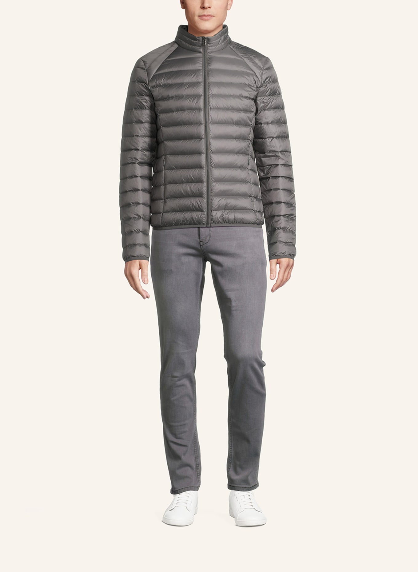 JOTT Lightweight-Daunenjacke MAT, Farbe: DUNKELGRAU (Bild 4)