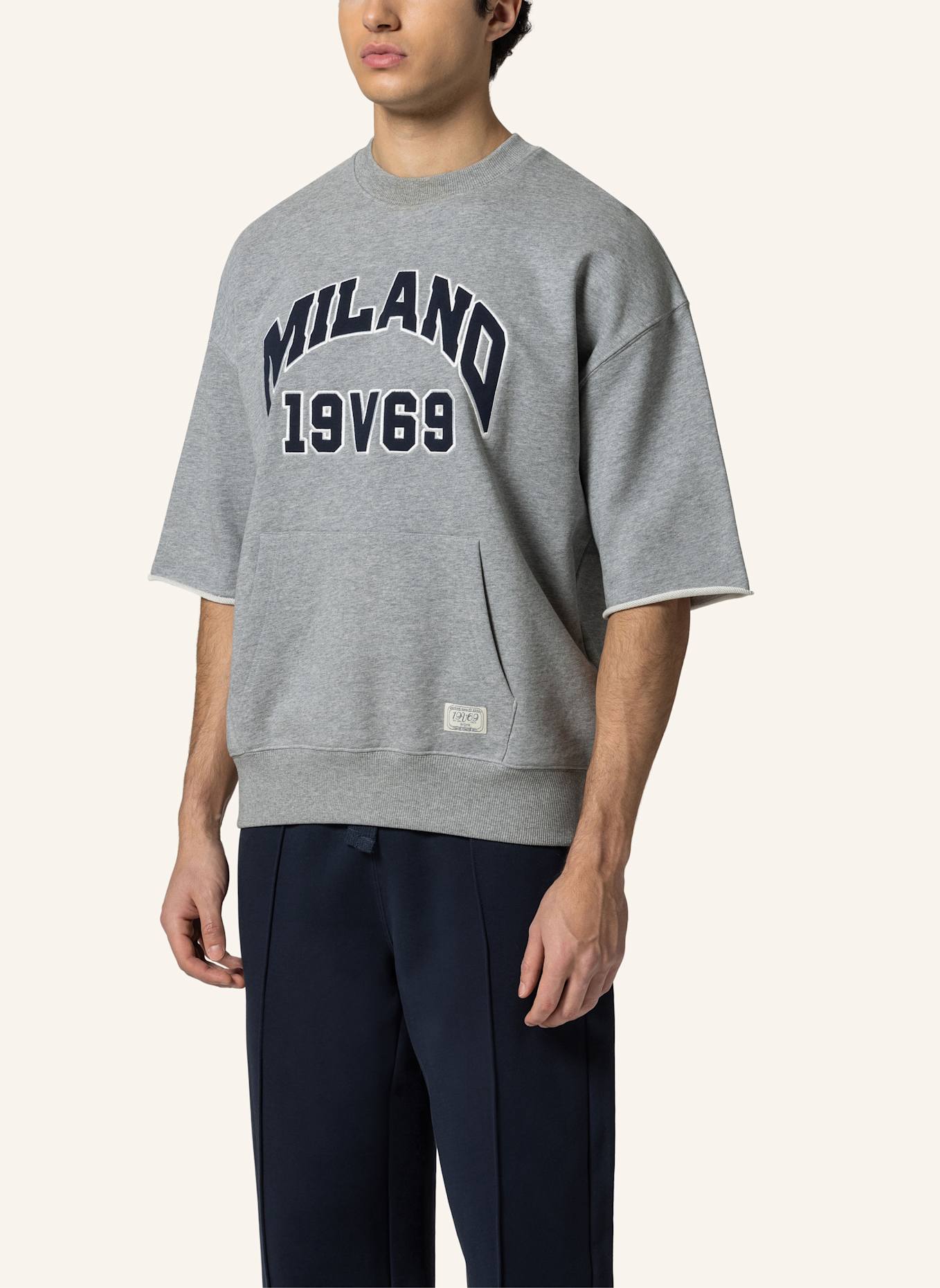 19V69 ITALIA Oversized Sweatshirt VERDI COLLEGE: GRAU