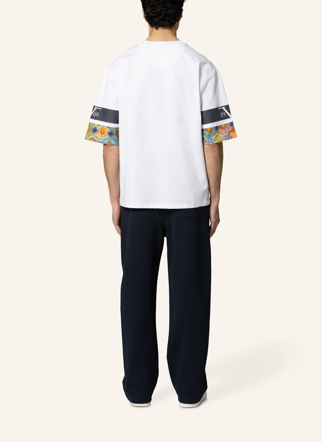 19V69 ITALIA Oversized T-Shirt TAMARO BAROQUE 2: WEISS