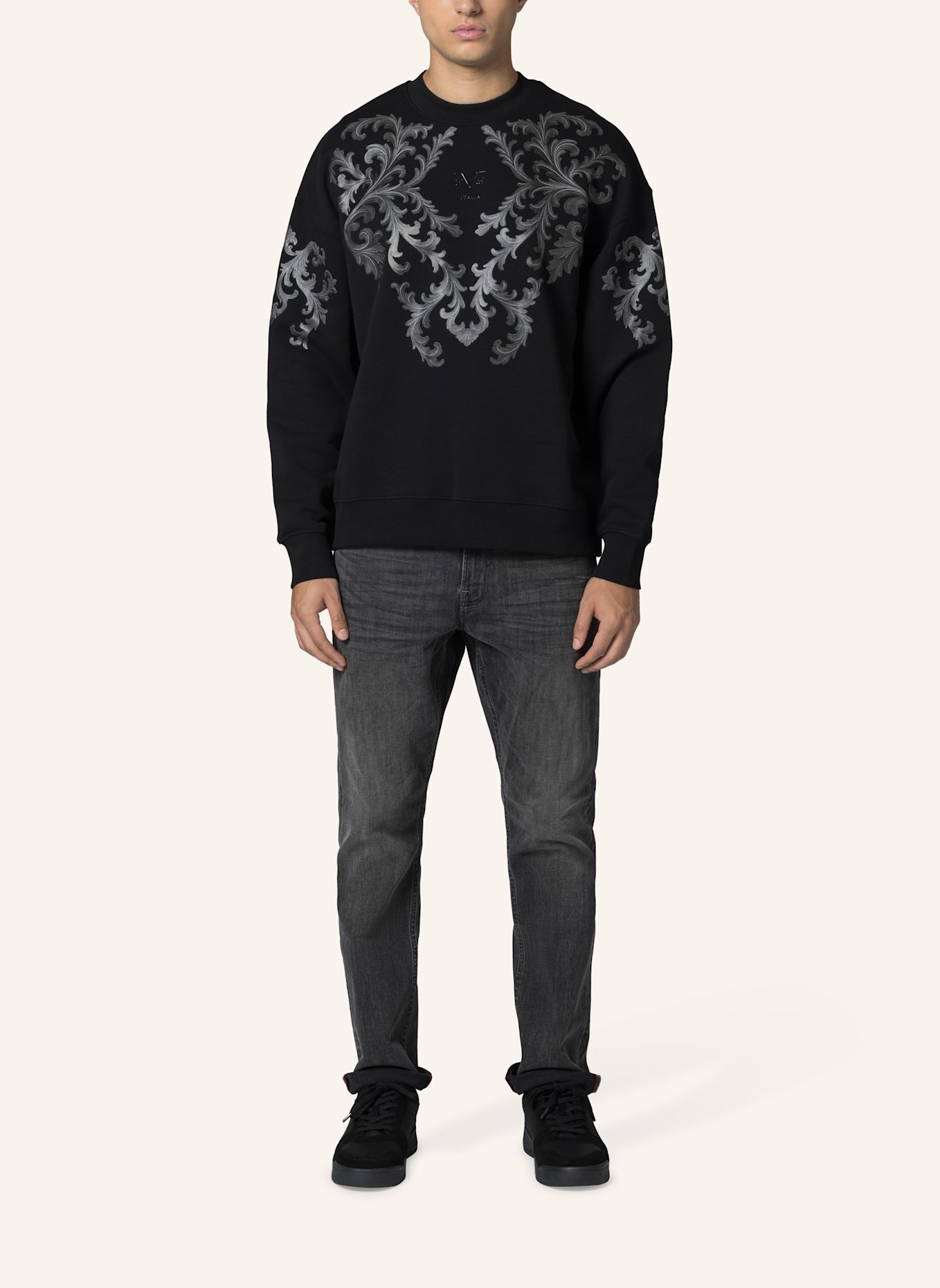 19V69 ITALIA Sweatshirt Omero Baroque Str: SCHWARZ