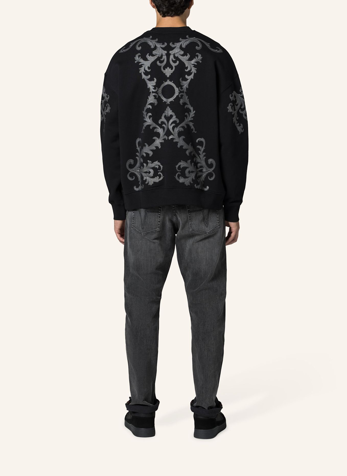 19V69 ITALIA Sweatshirt Omero Baroque Str: SCHWARZ