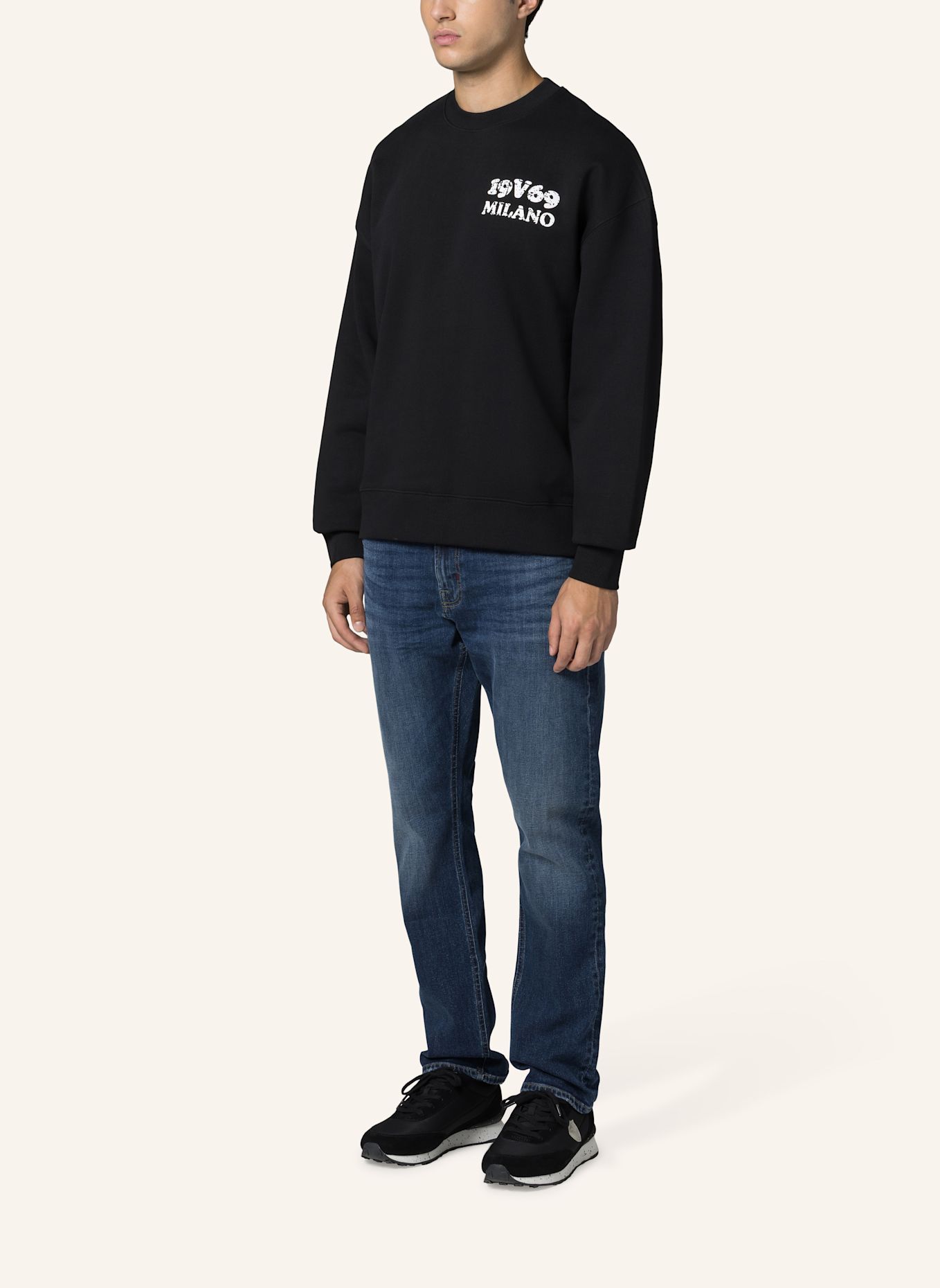 19V69 ITALIA Sweatshirt Omero Angel: SCHWARZ