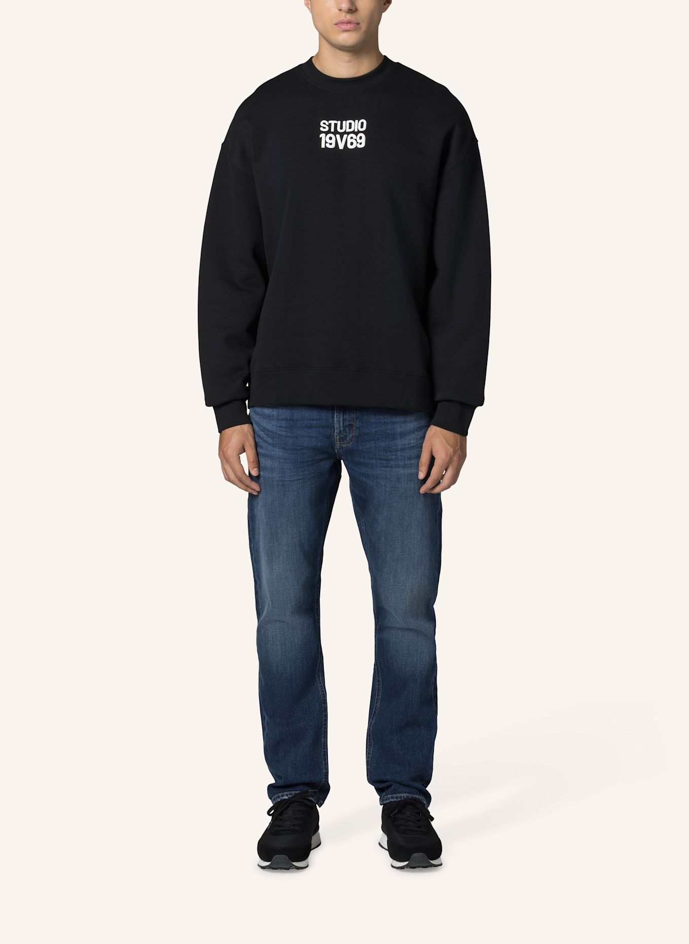 19V69 ITALIA Sweatshirt Omero Studio: SCHWARZ