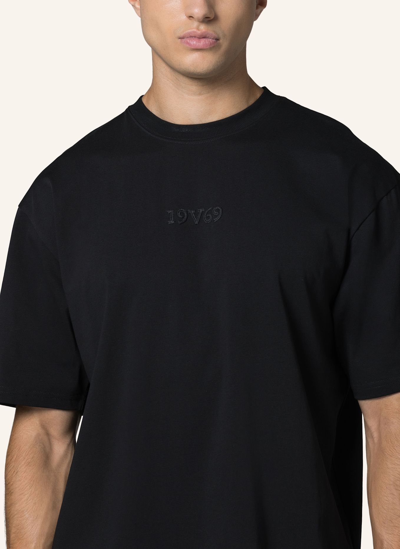 19V69 ITALIA T-Shirt Tamaro Street: SCHWARZ