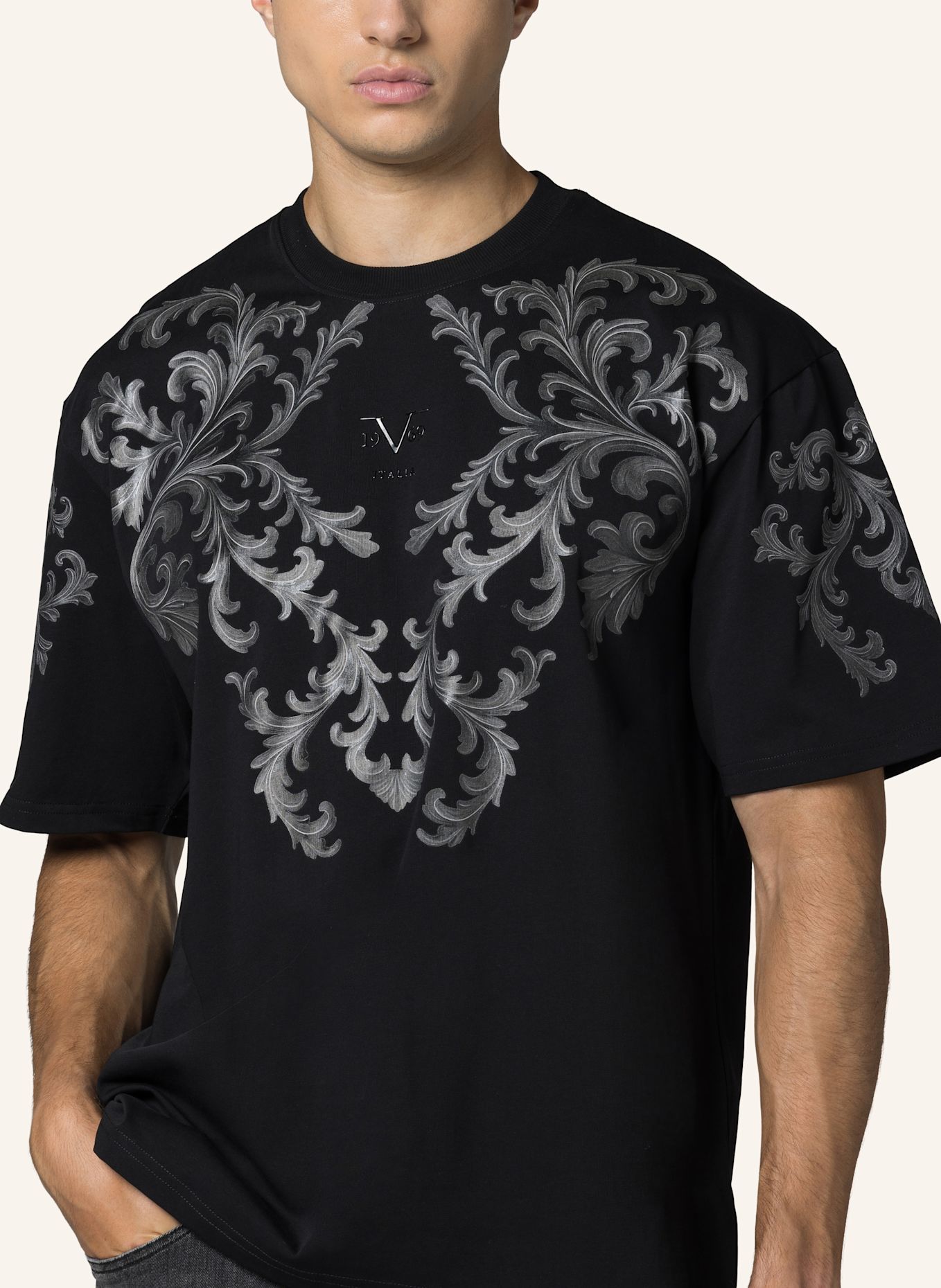 19V69 ITALIA T-Shirt Tamaro Baroque Str: SCHWARZ