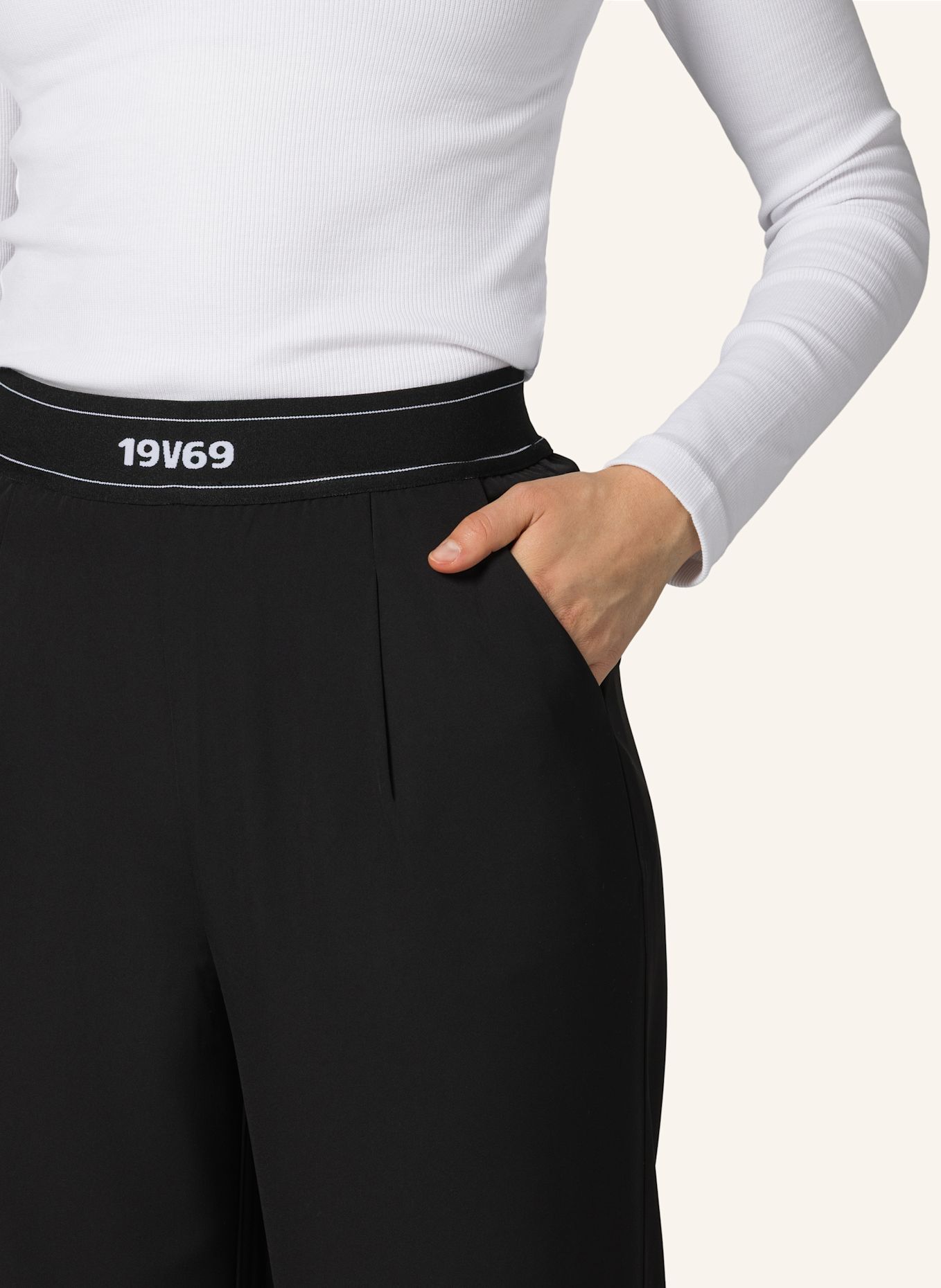 19V69 ITALIA Hose Buena Street: SCHWARZ
