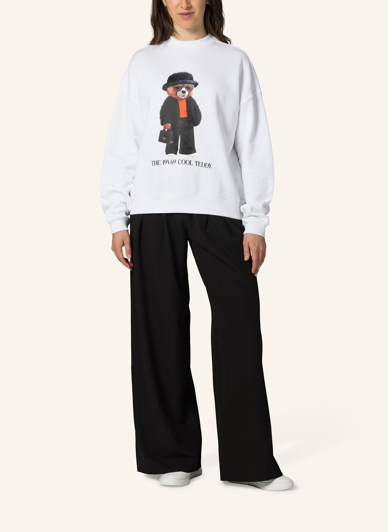 19V69 ITALIA Sweatshirt Willow Teddy: WEISS