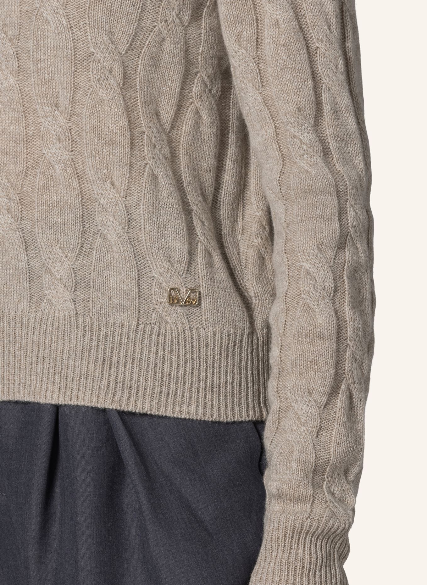 19V69 ITALIA Strickpullover Lola Cable: WEISS
