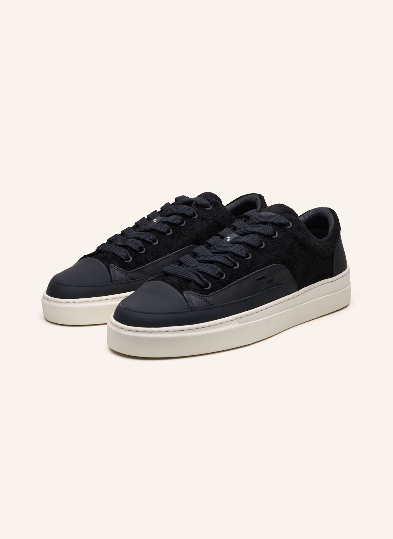 FILLING PIECES Sneaker RIVIERA FUZZ: SCHWARZ