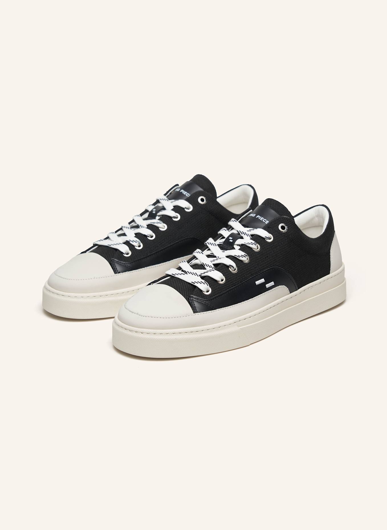 FILLING PIECES Sneaker RIVIERA LOW: SCHWARZ