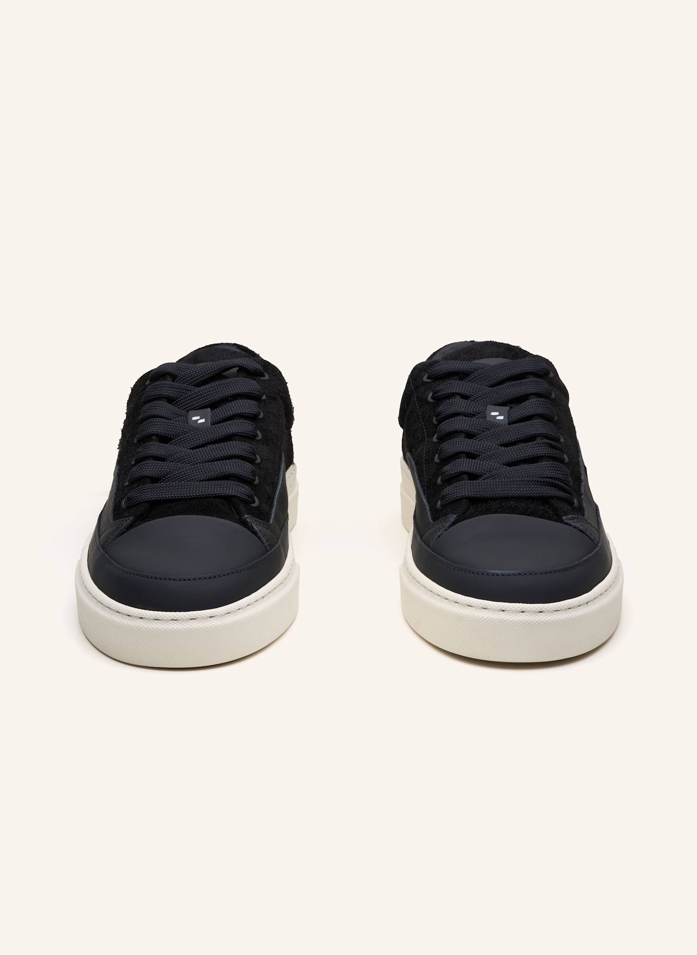 FILLING PIECES Sneaker RIVIERA FUZZ: SCHWARZ