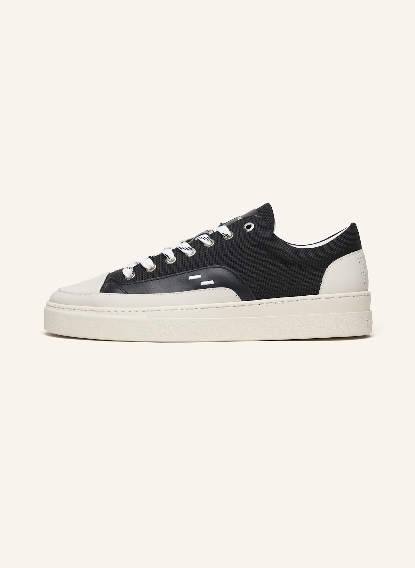 FILLING PIECES Sneaker RIVIERA LOW: SCHWARZ