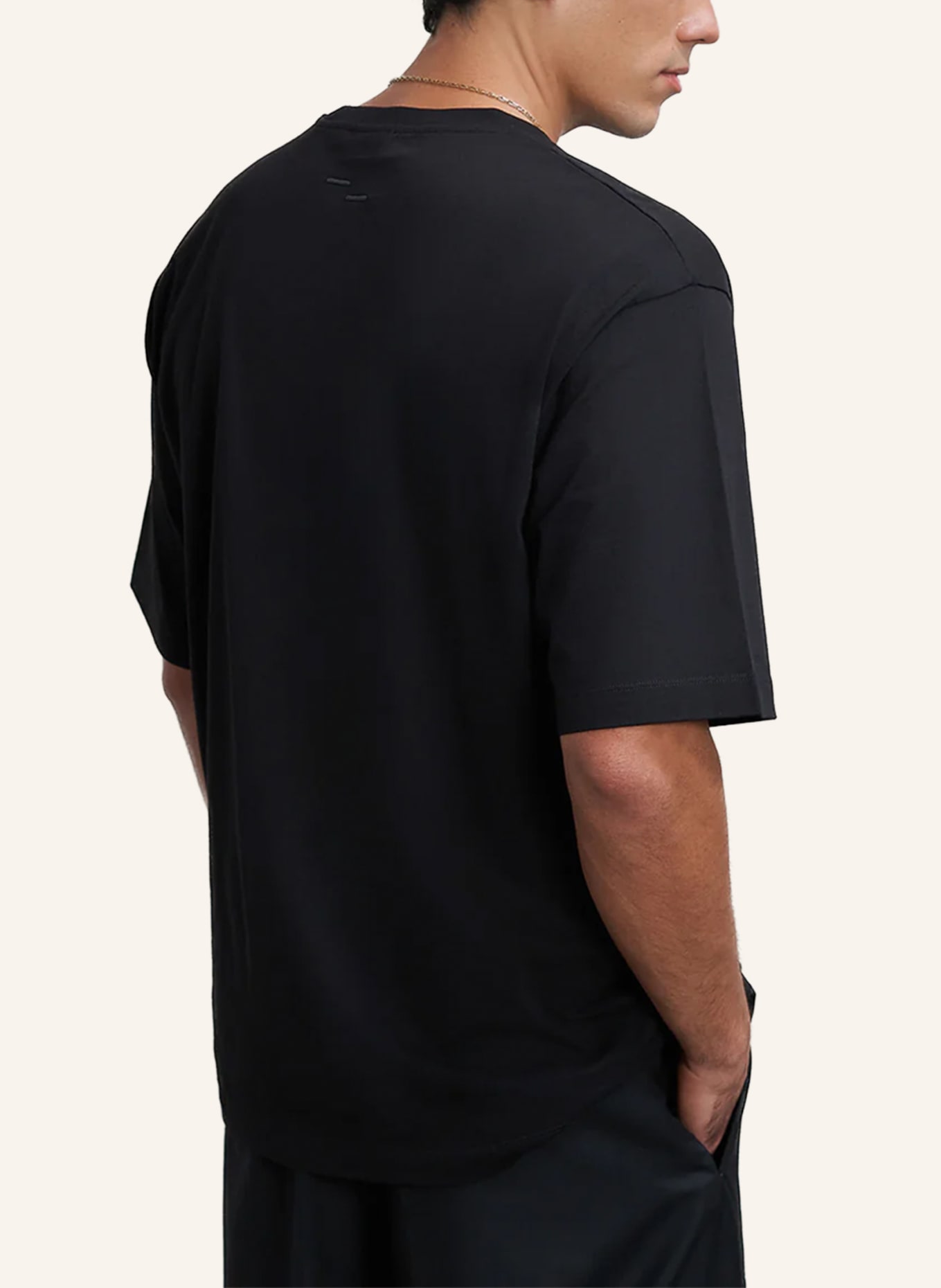 FILLING PIECES T-Shirt BOXY EMBROIDERED: SCHWARZ