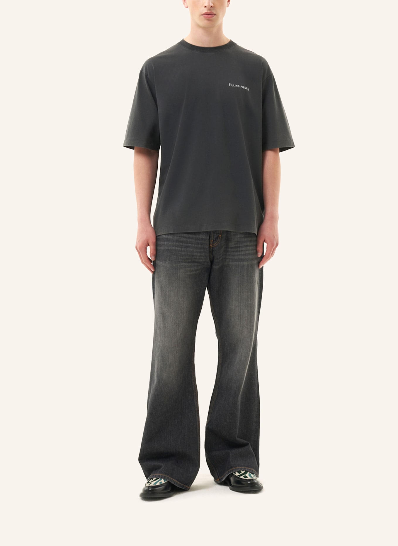 FILLING PIECES T-Shirt BOXY: DUNKELGRAU