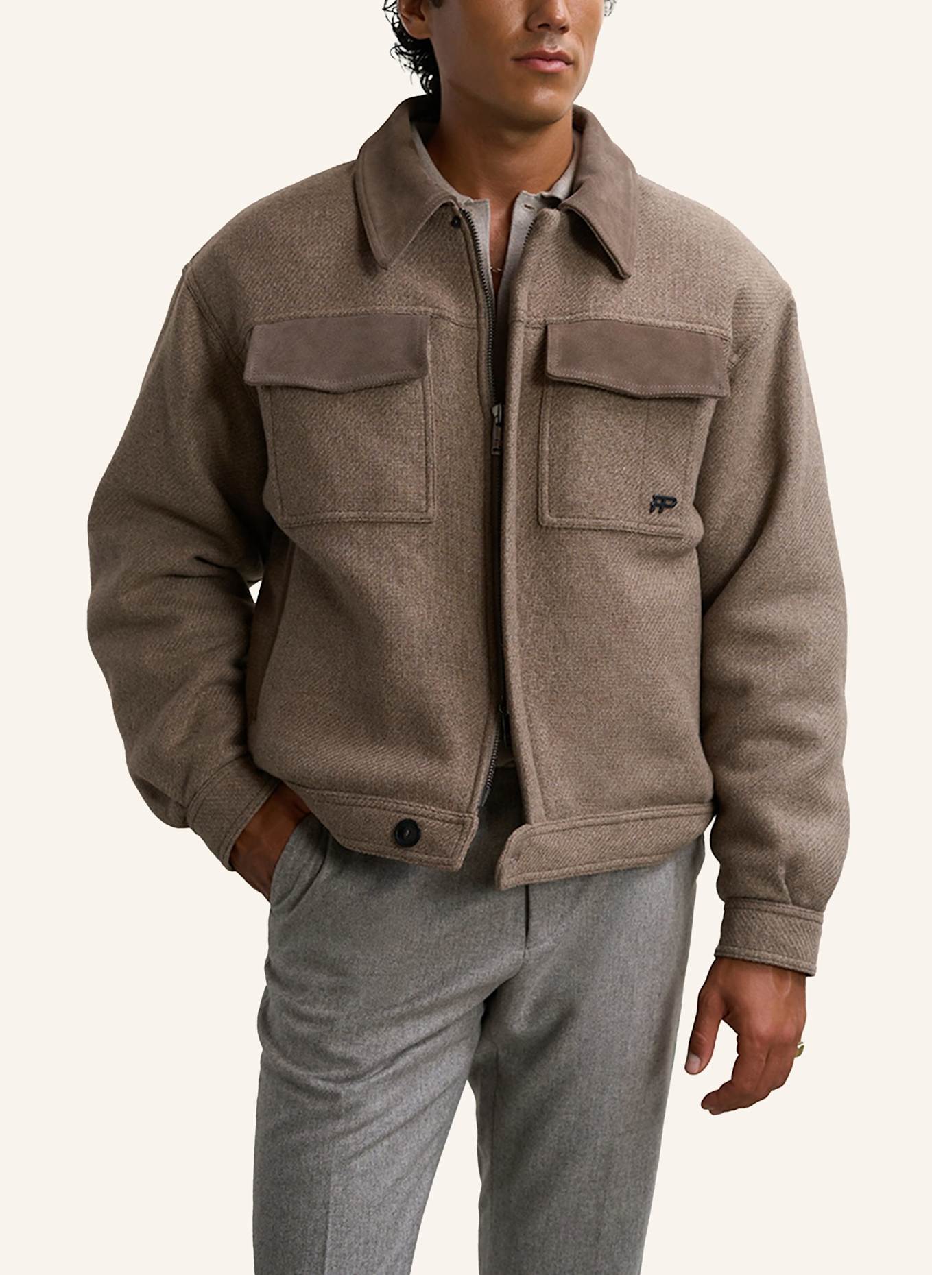 FILLING PIECES Box Jacket Varsity: TAUPE